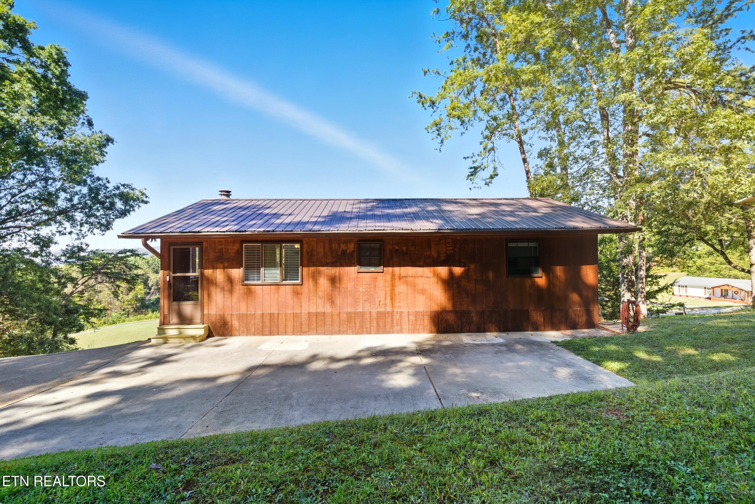 337 White Lane Bean Station TN 37708
