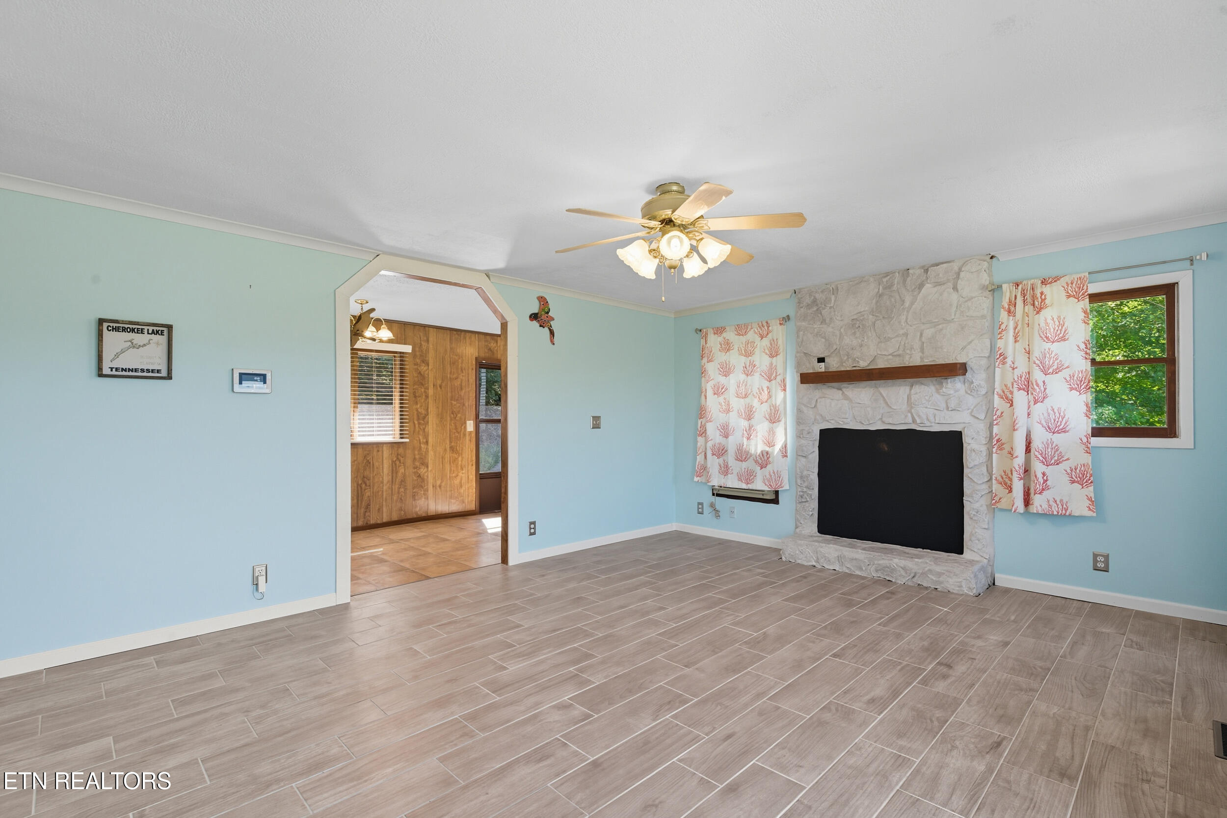337 White Lane Bean Station TN 37708
