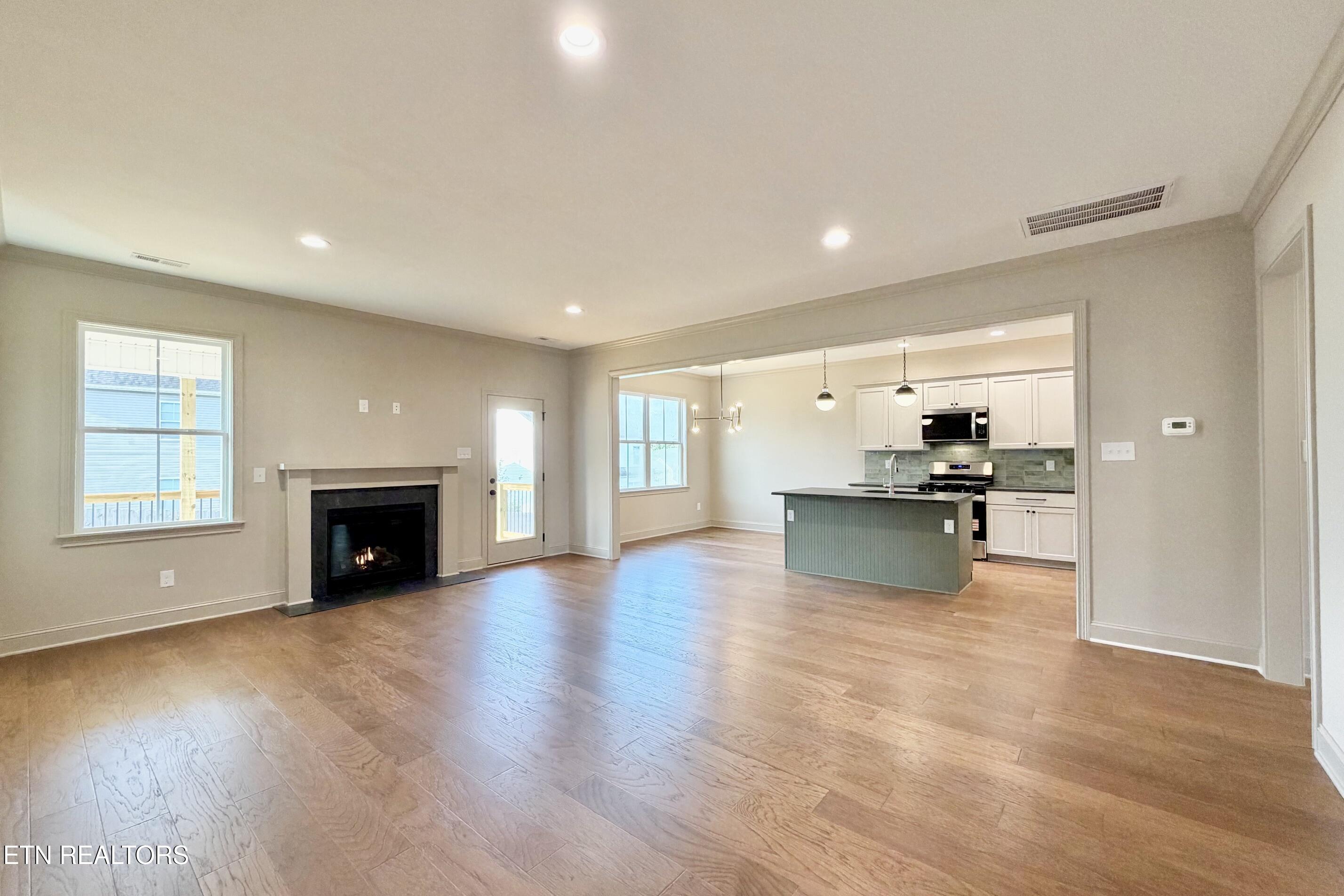 8910 Queensdale Lane Knoxville TN 37924