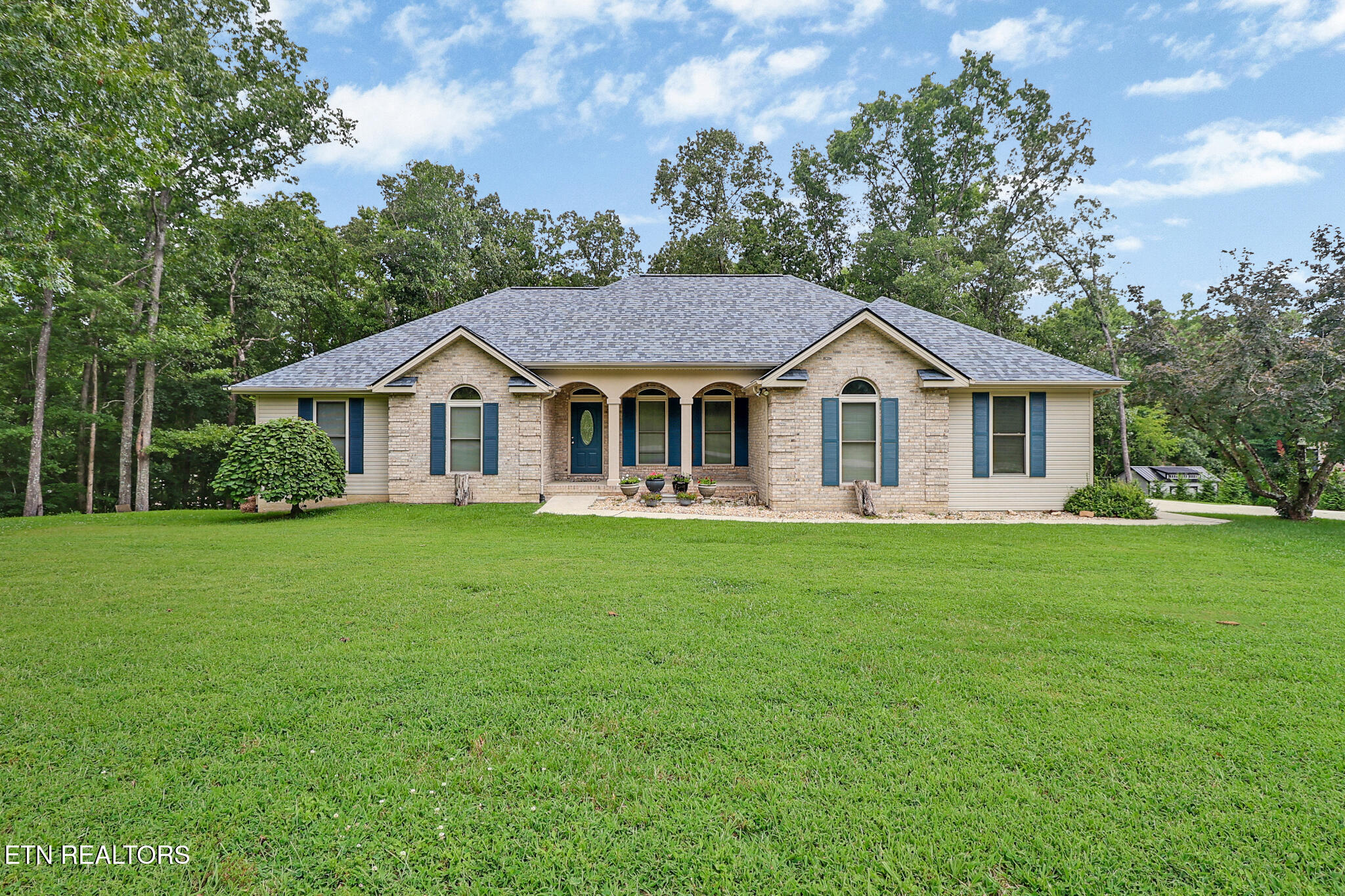 564 Cumberland View Drive Crossville TN 38571