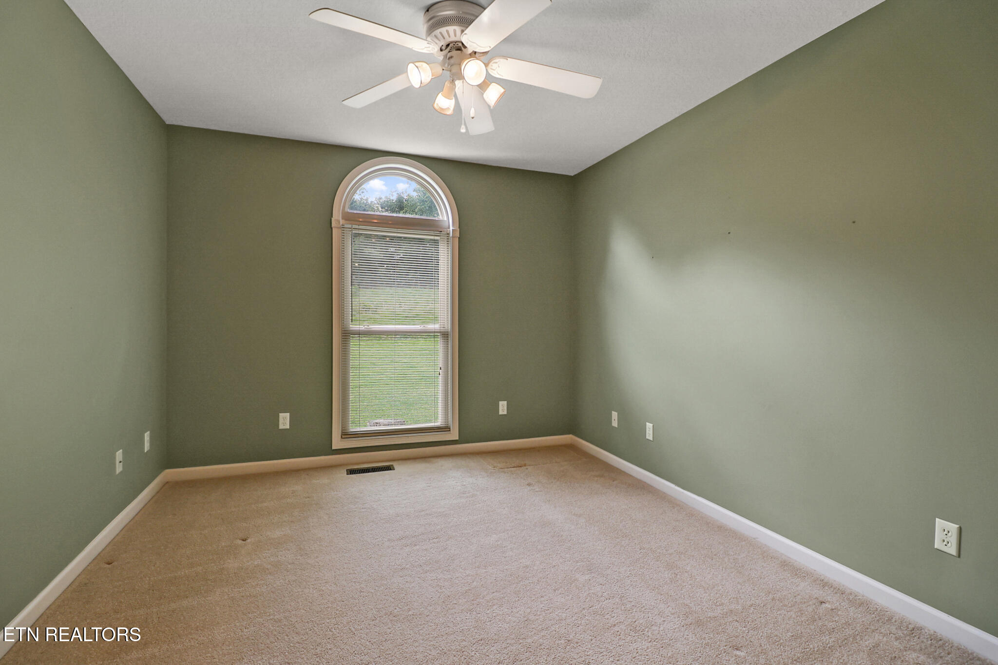 564 Cumberland View Drive Crossville TN 38571