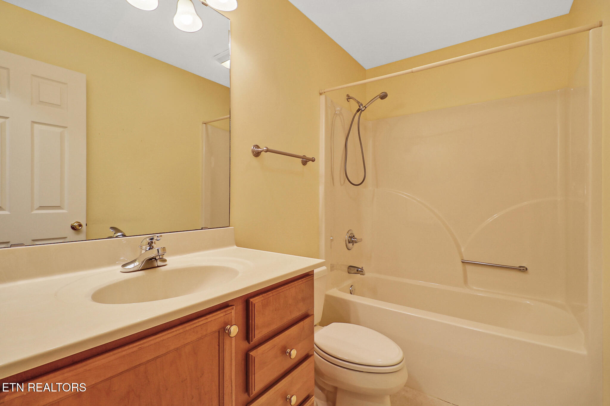 564 Cumberland View Drive Crossville TN 38571