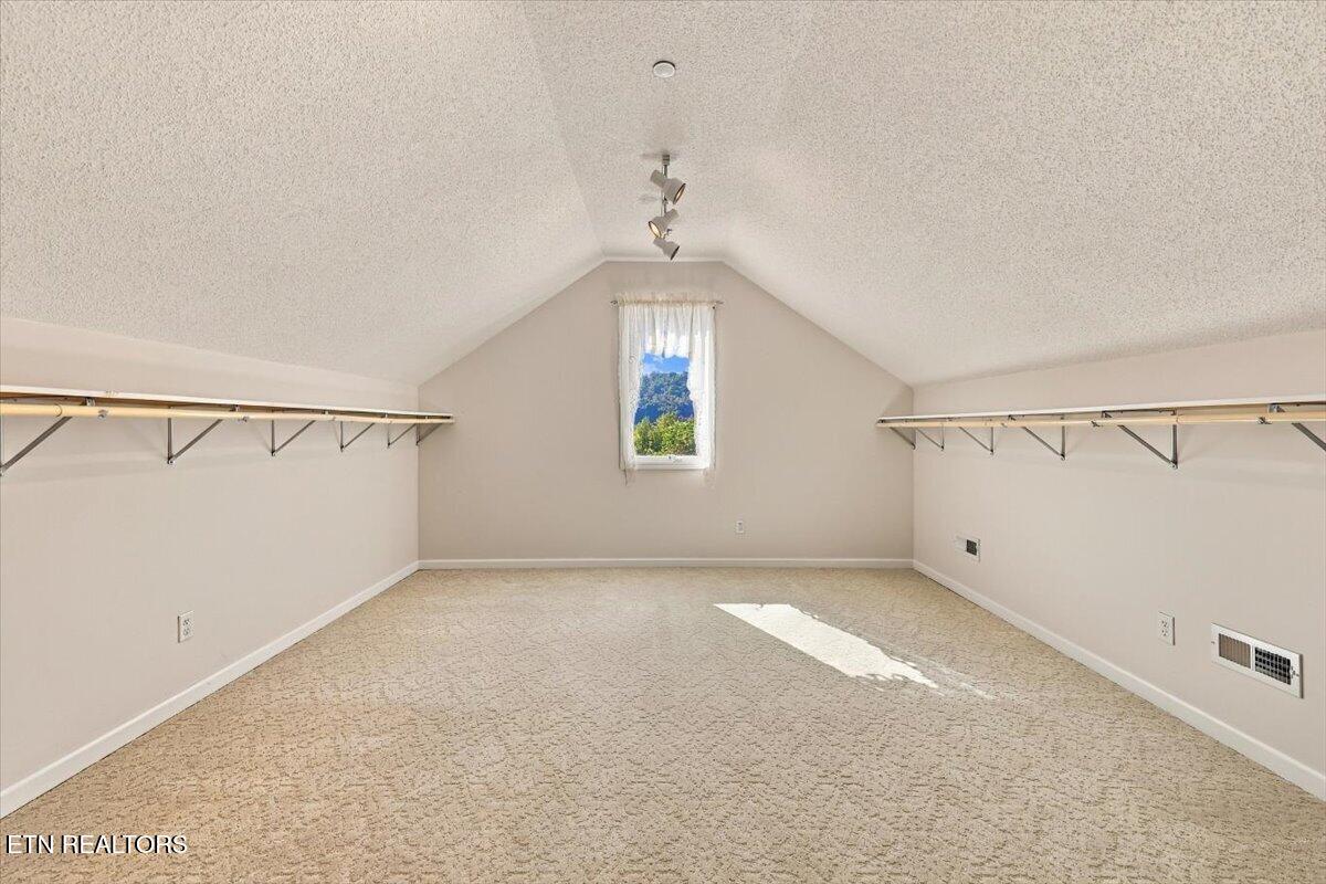 323 Harmon Road New Tazewell TN 37825