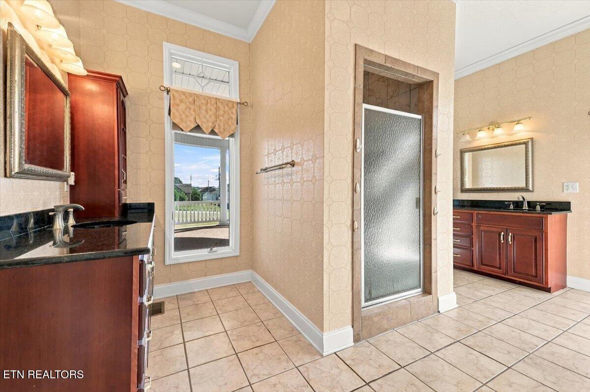 323 Harmon Road New Tazewell TN 37825