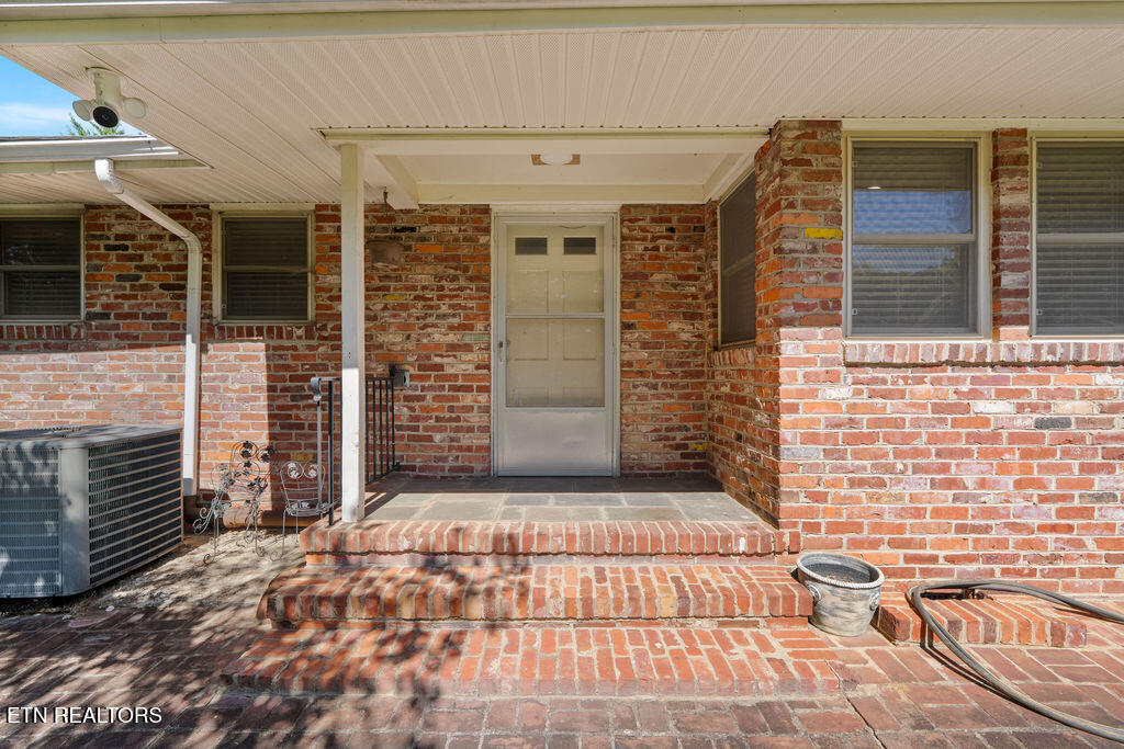 9000 Westland Drive Knoxville TN 37922