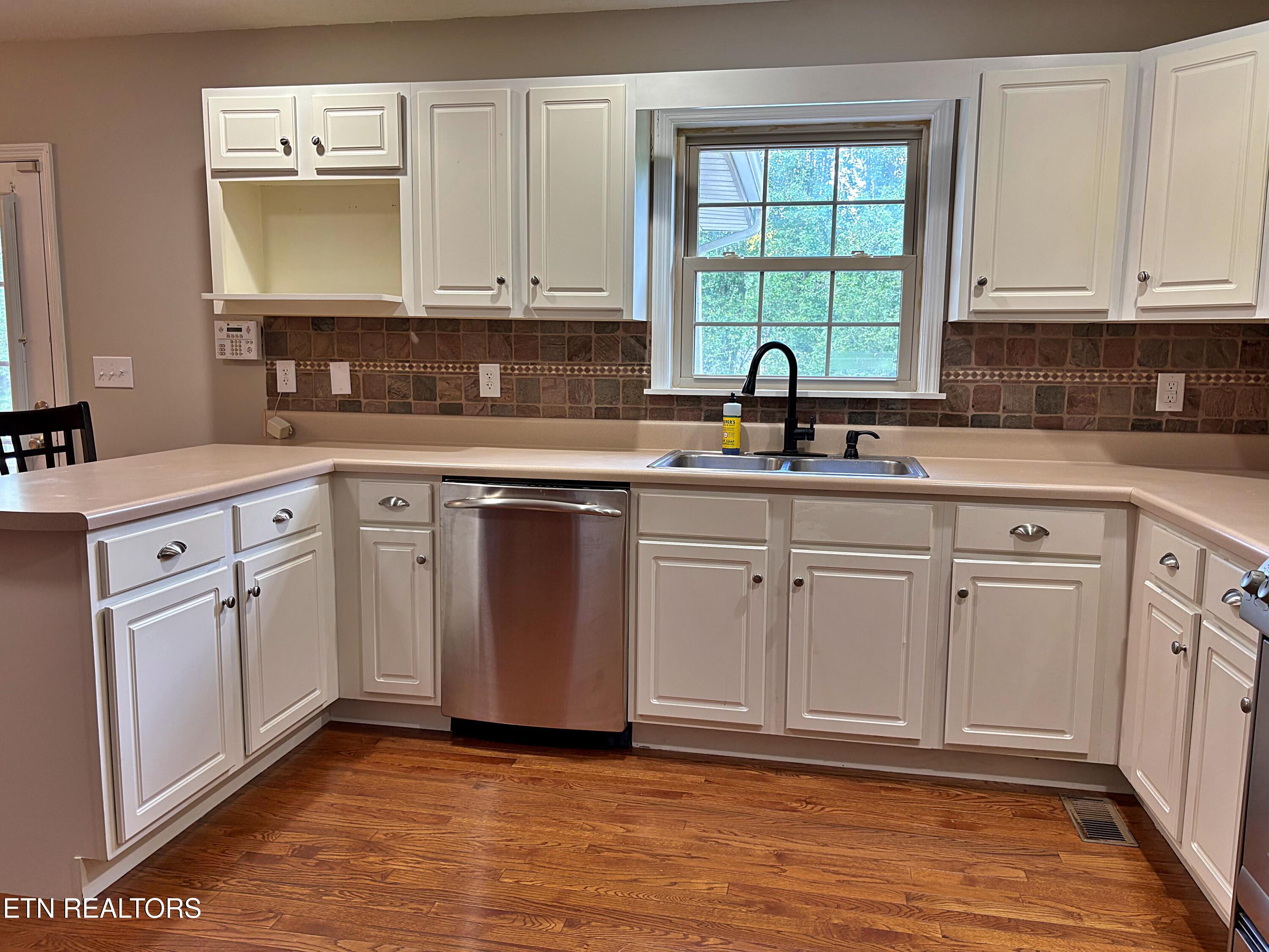 215 Courtney Circle Cumberland Gap TN 37724