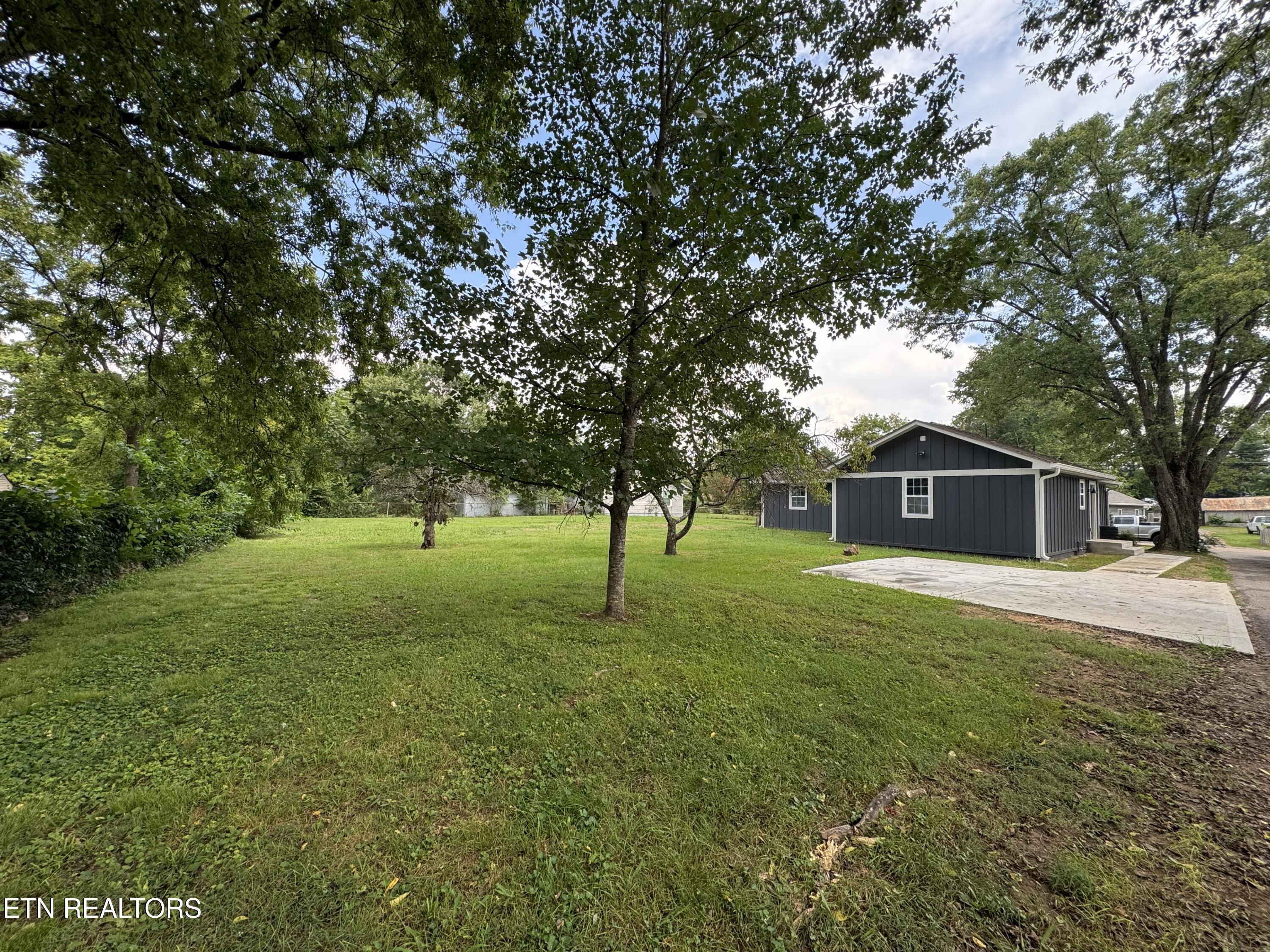 1715 Minnis Avenue Knoxville TN 37920