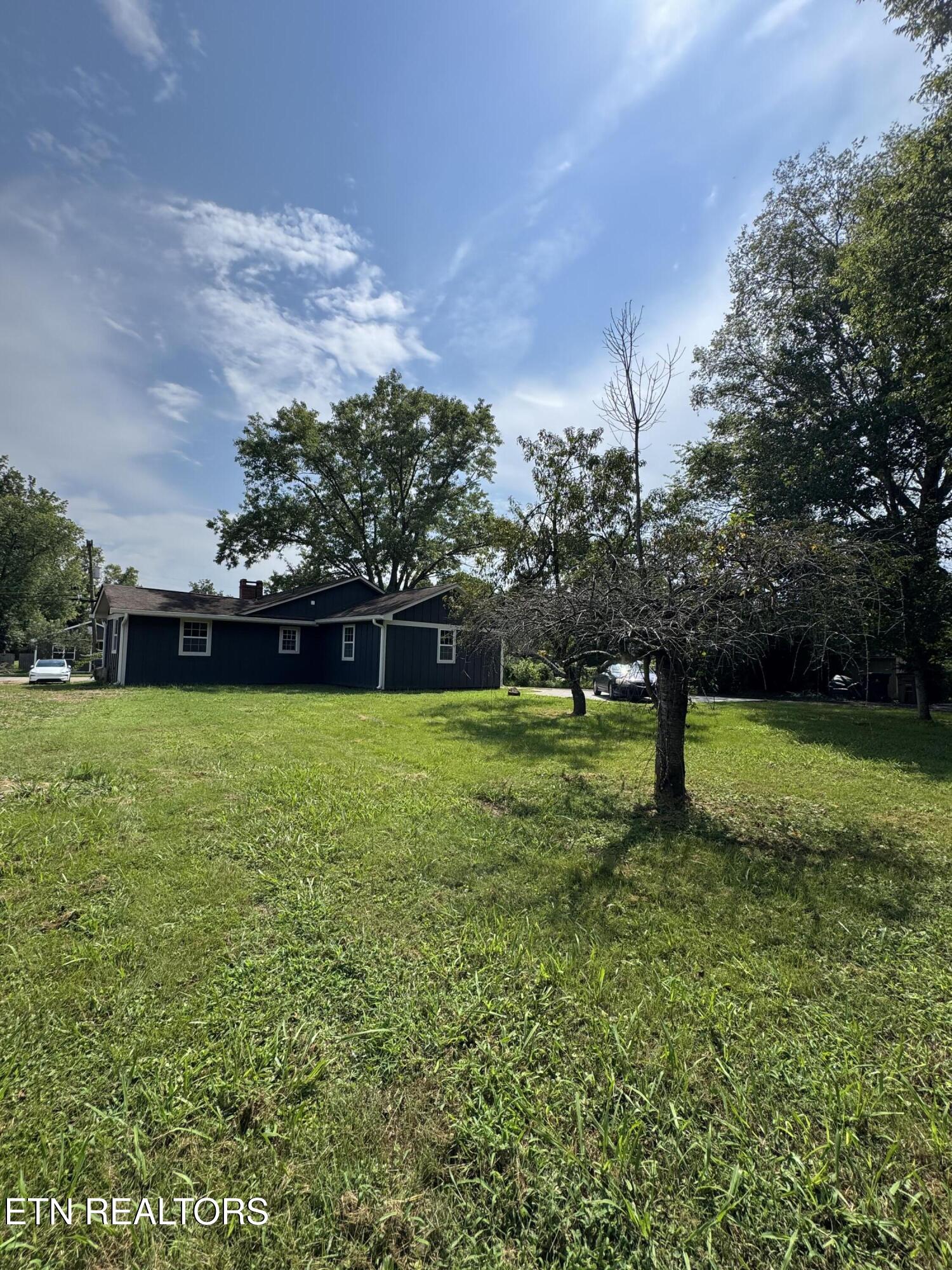 1715 Minnis Avenue Knoxville TN 37920