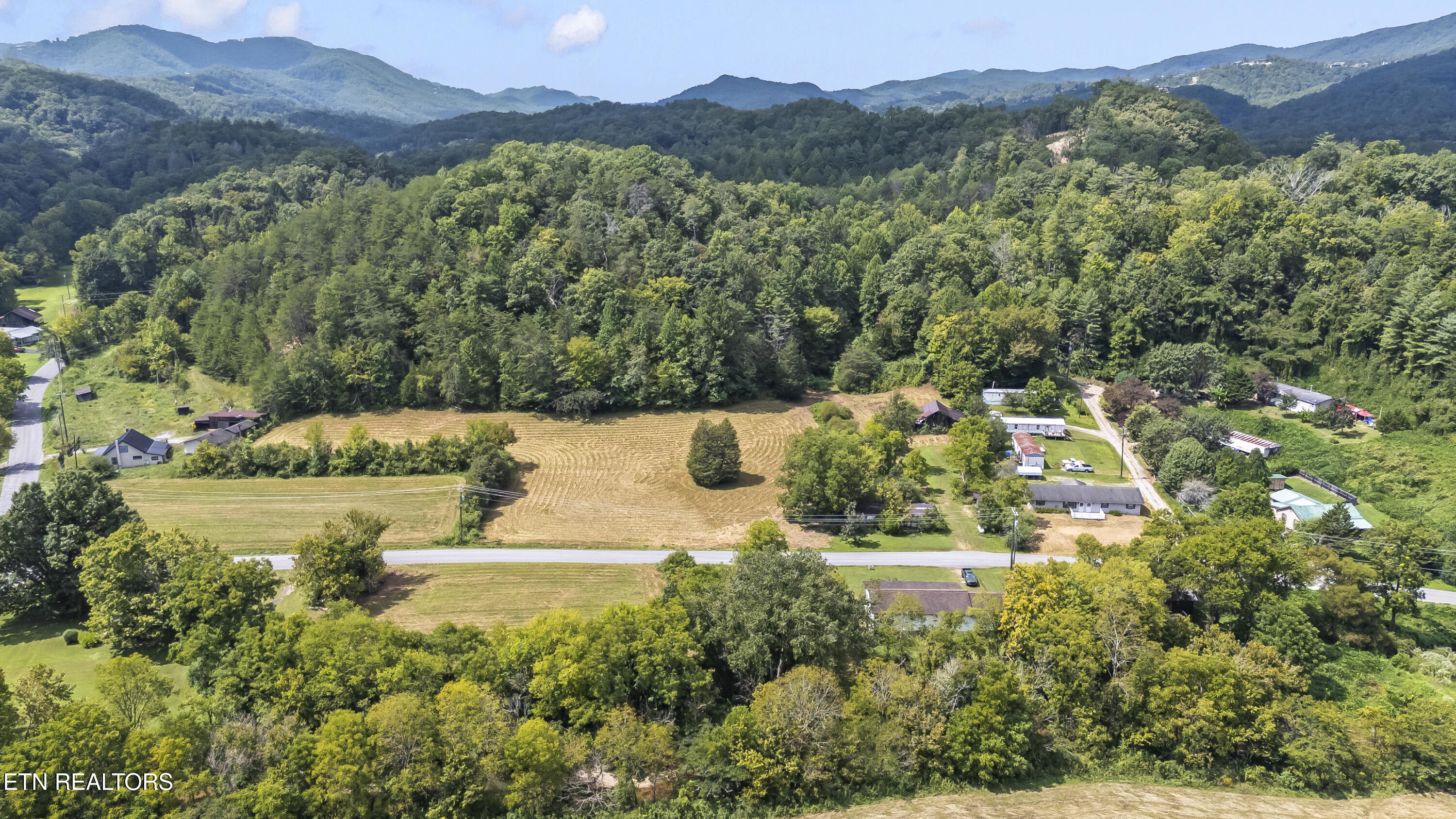 1964 Little Valley Road Sevierville TN 37862