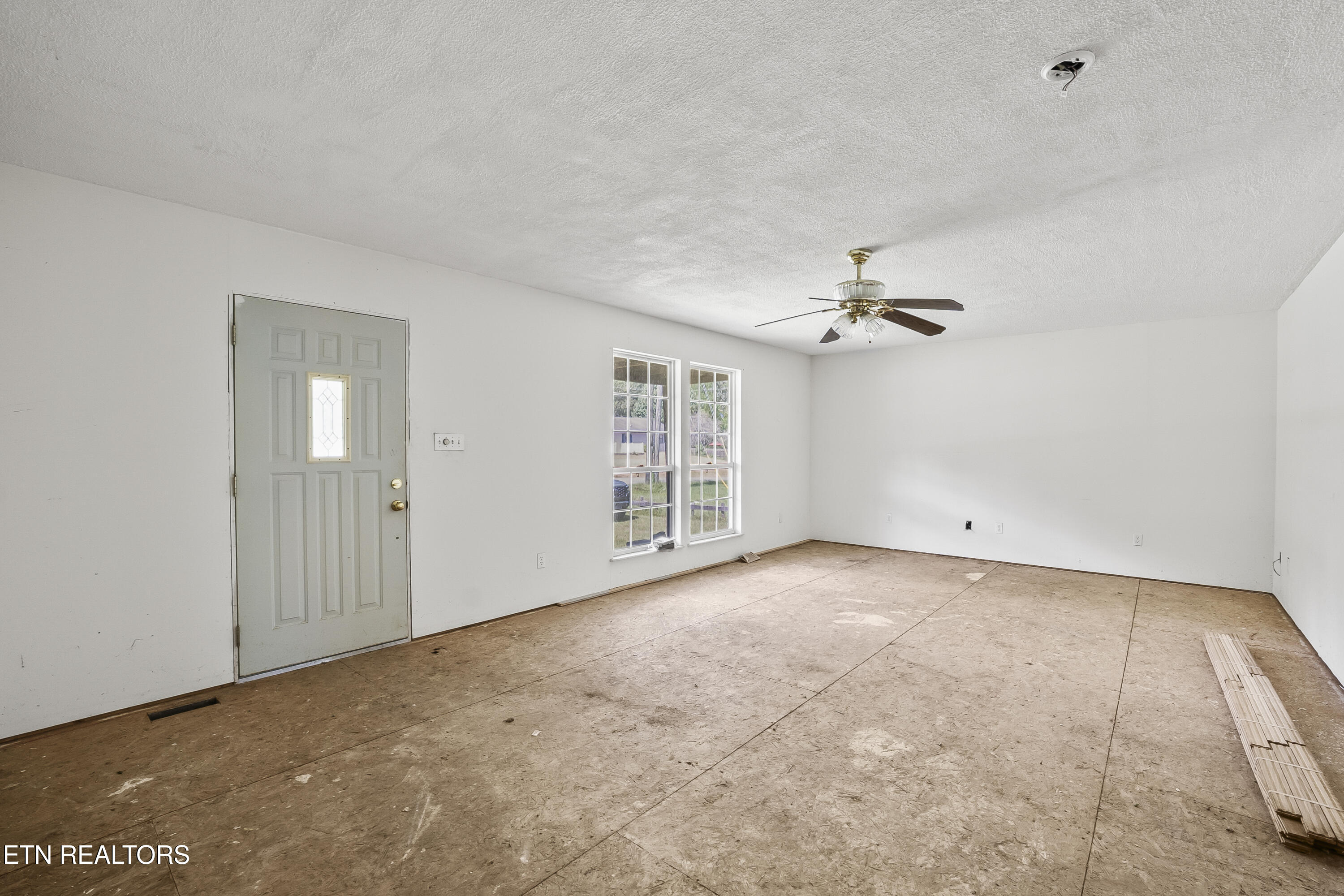 1964 Little Valley Road Sevierville TN 37862
