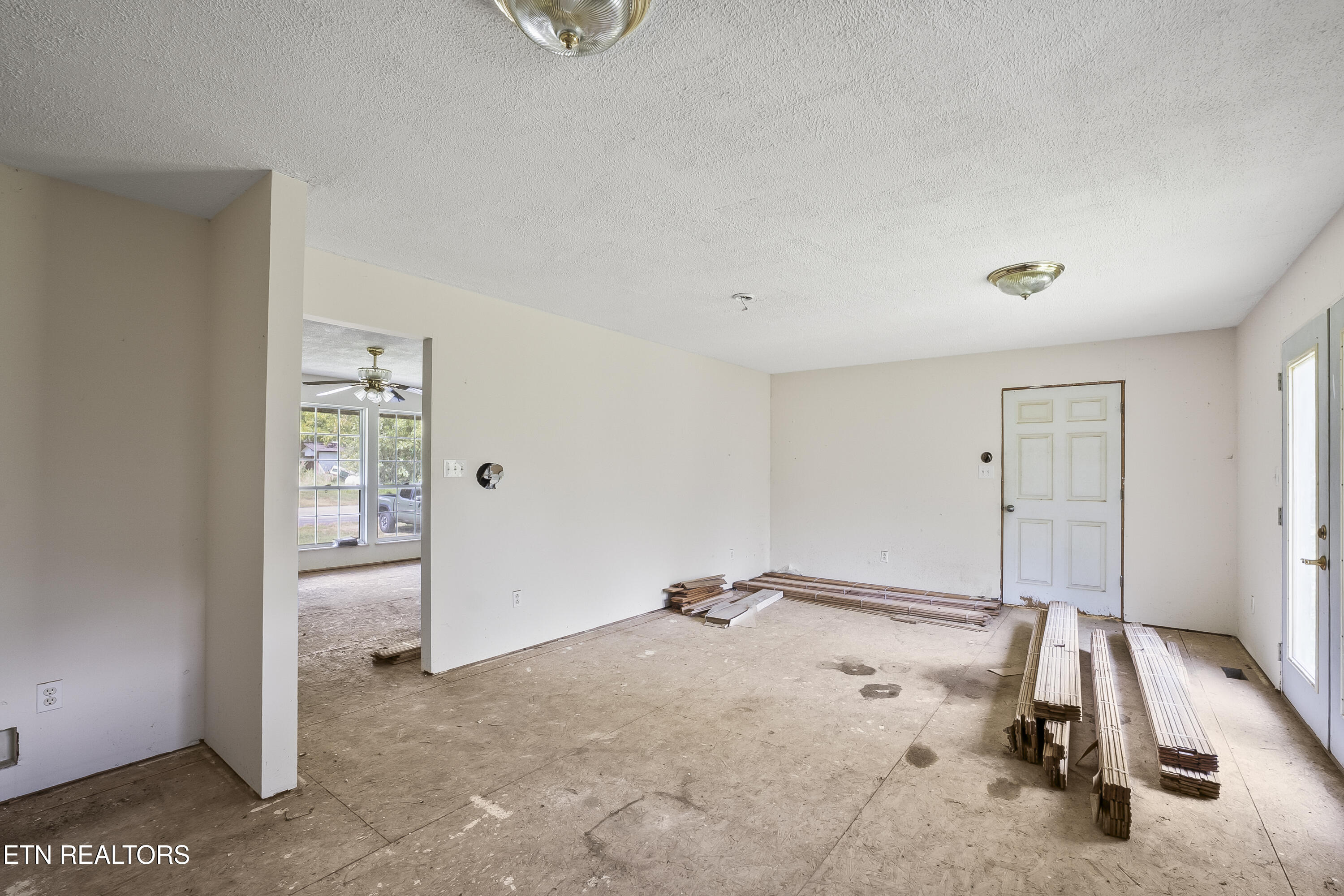 1964 Little Valley Road Sevierville TN 37862