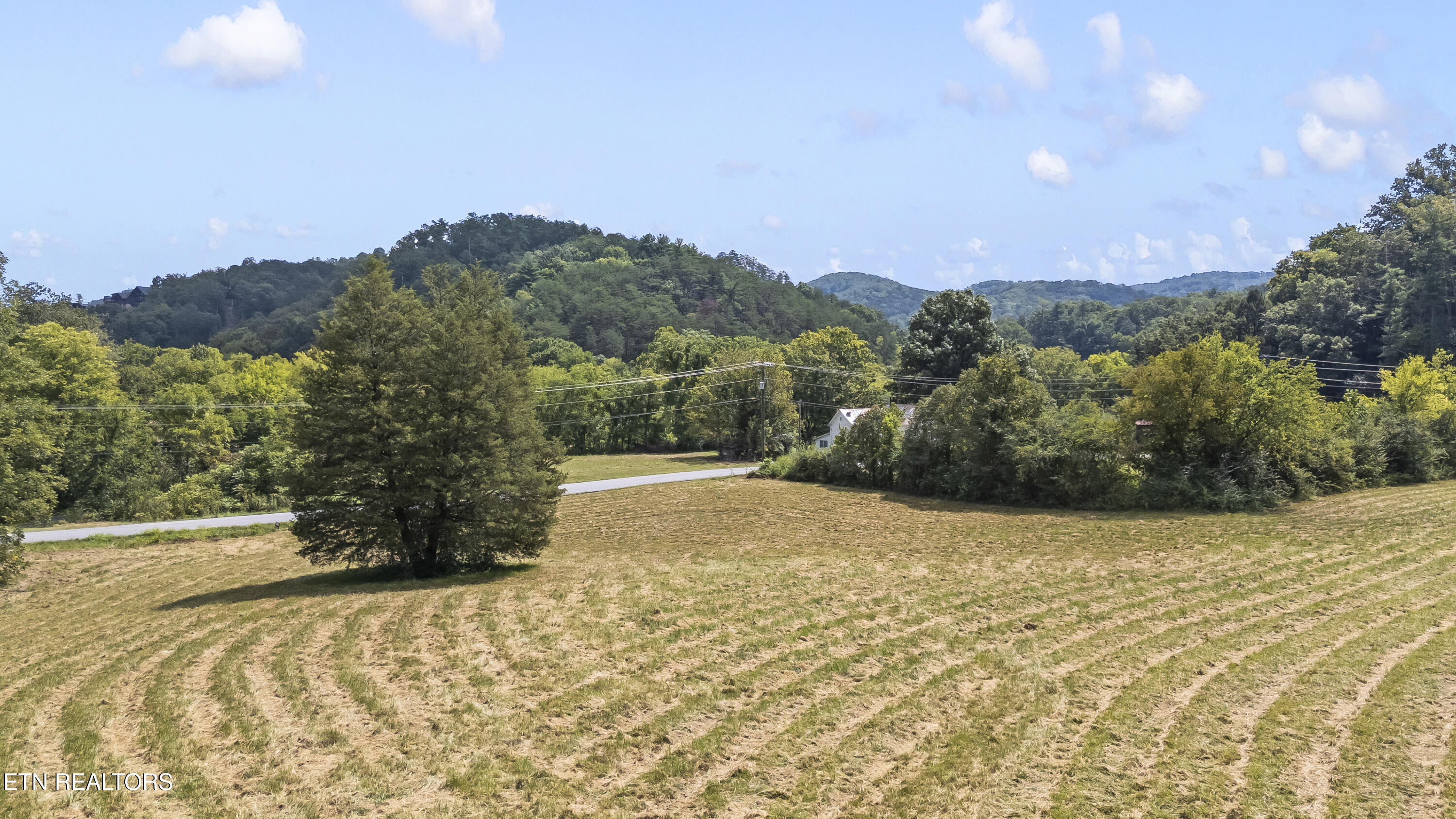 1964 Little Valley Road Sevierville TN 37862