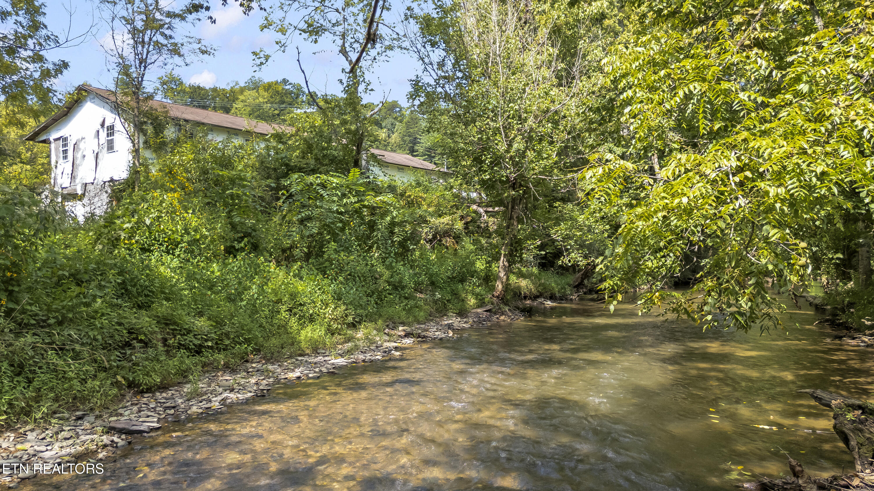 1964 Little Valley Road Sevierville TN 37862