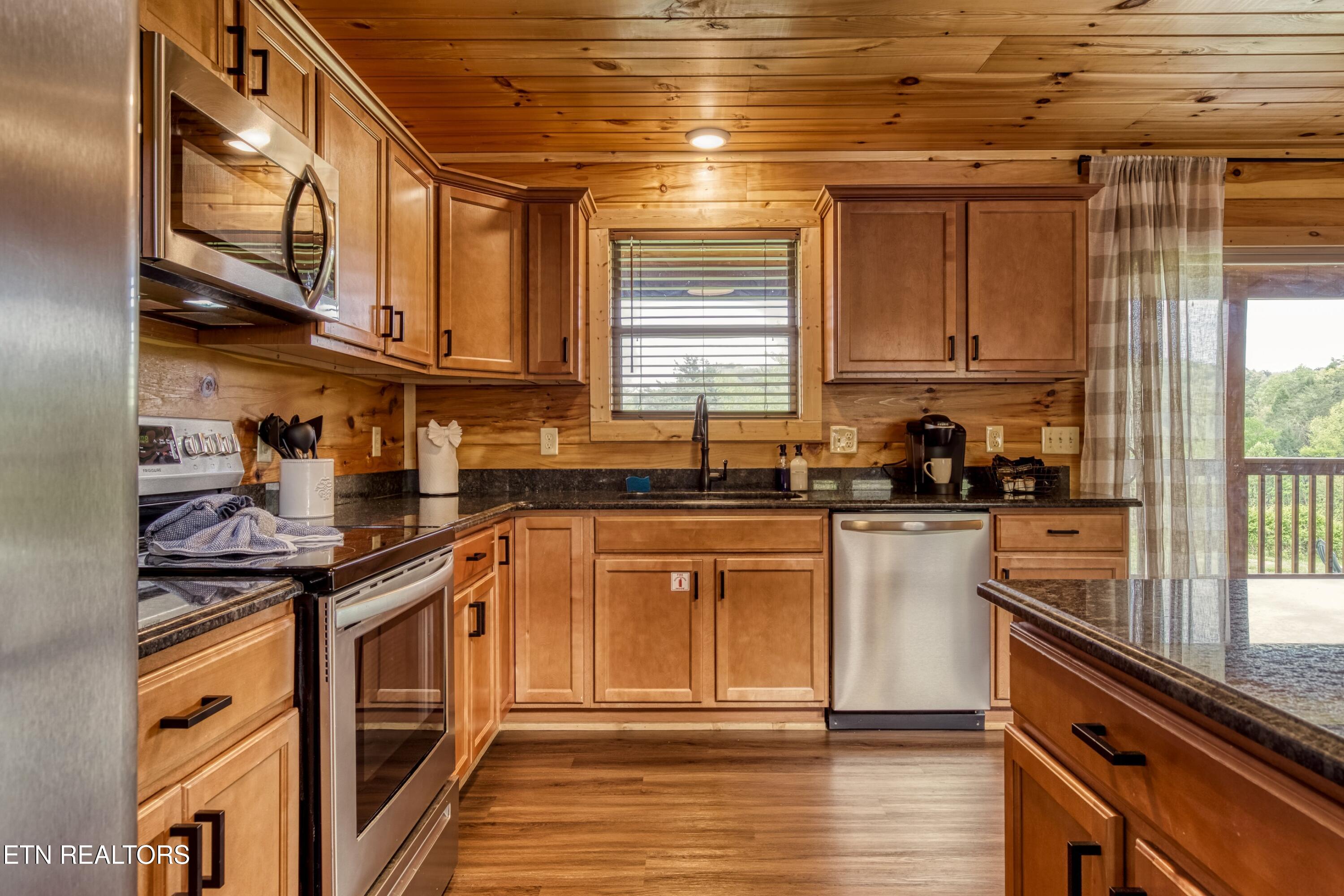 2737 Dayne Drive Sevierville TN 37876