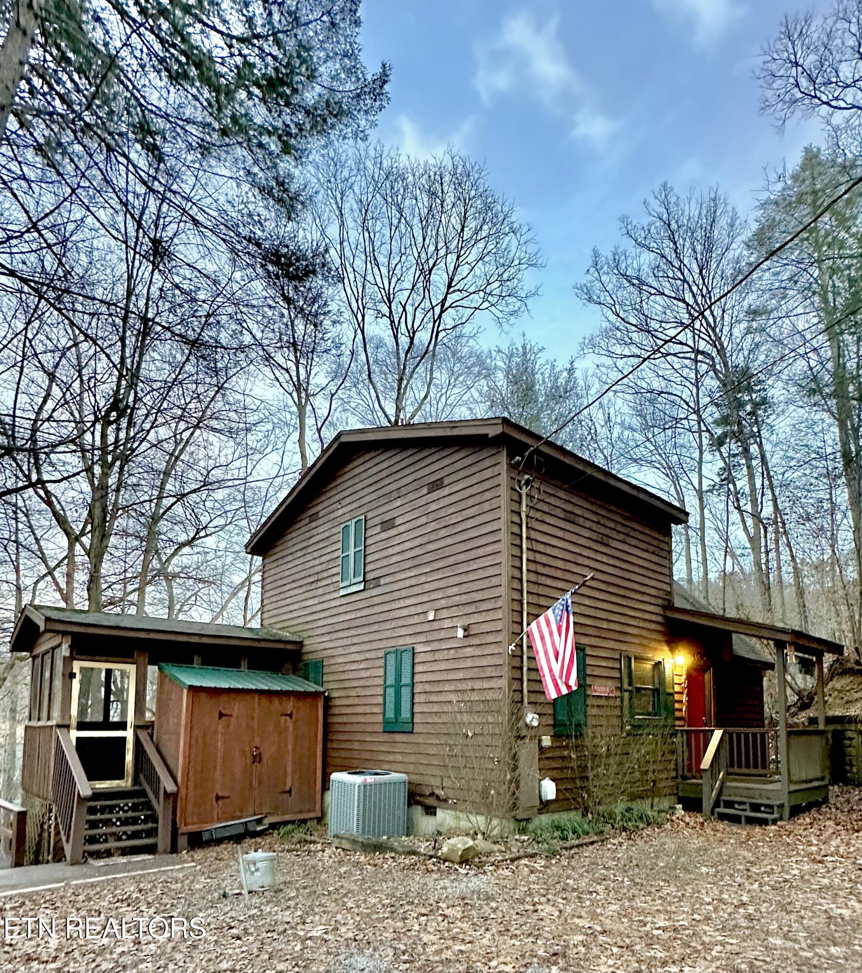 2120 Jeans Way Sevierville TN 37876