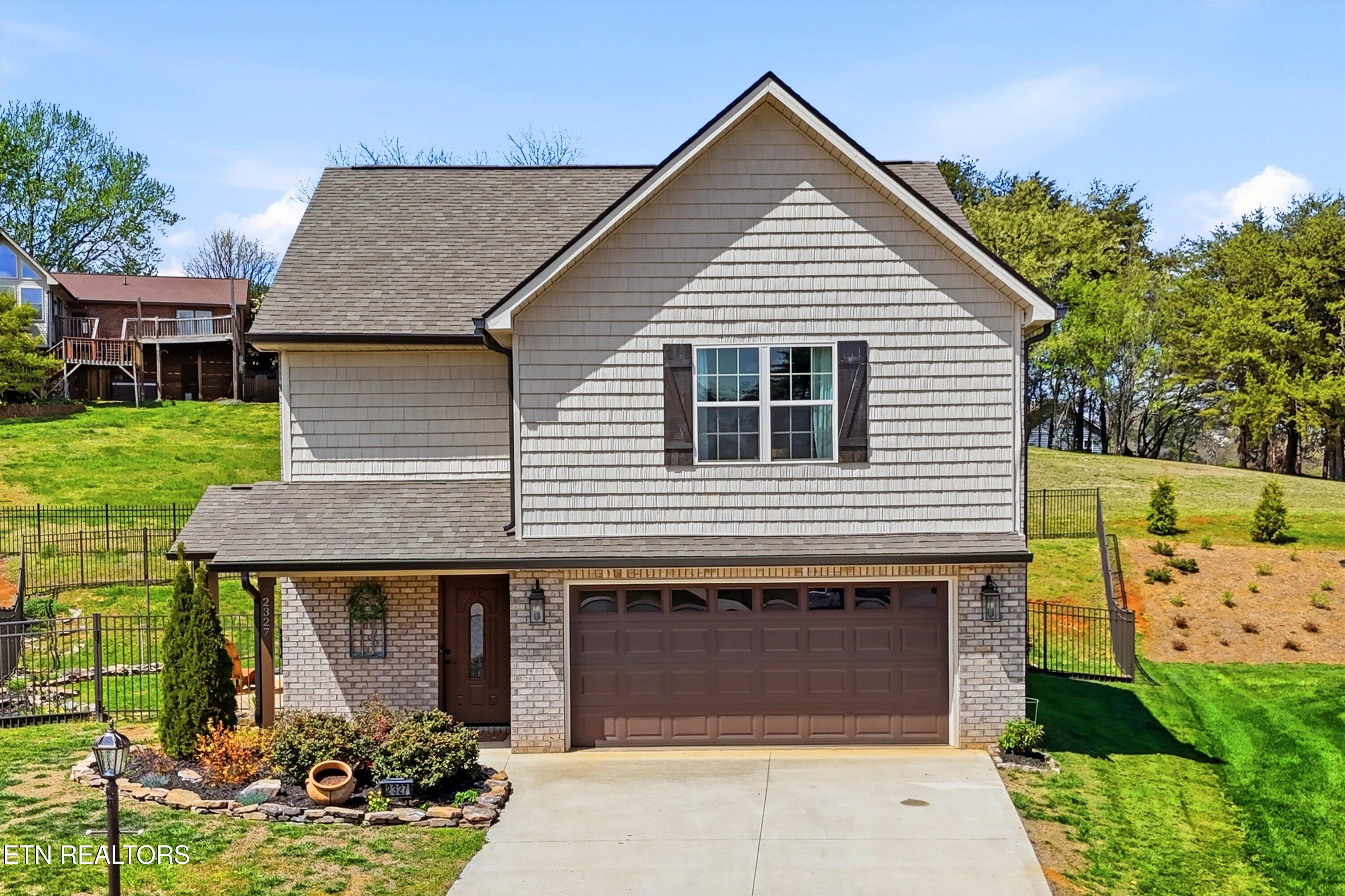 2327 Torrey Pines Drive Maryville TN 37801