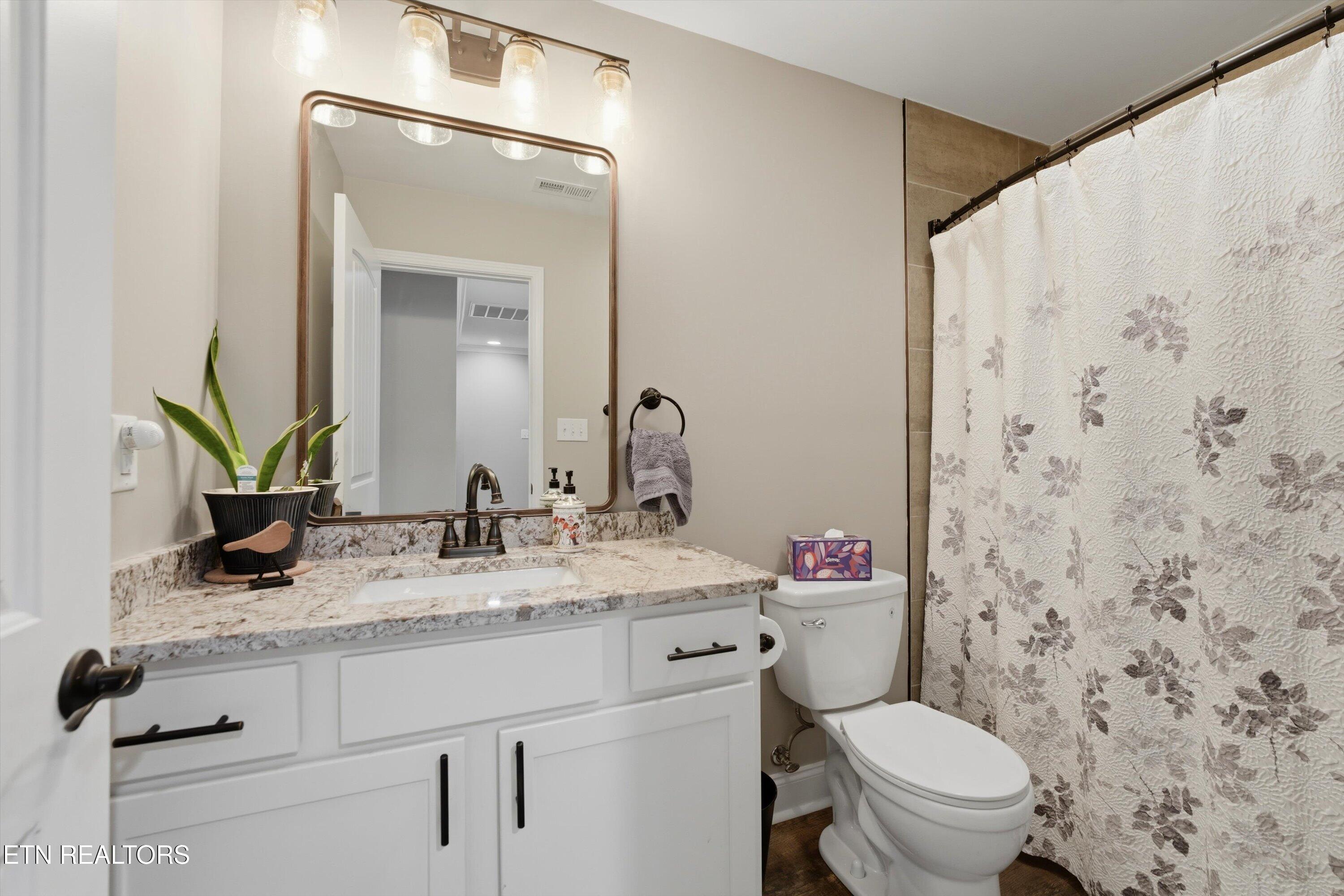2327 Torrey Pines Drive Maryville TN 37801