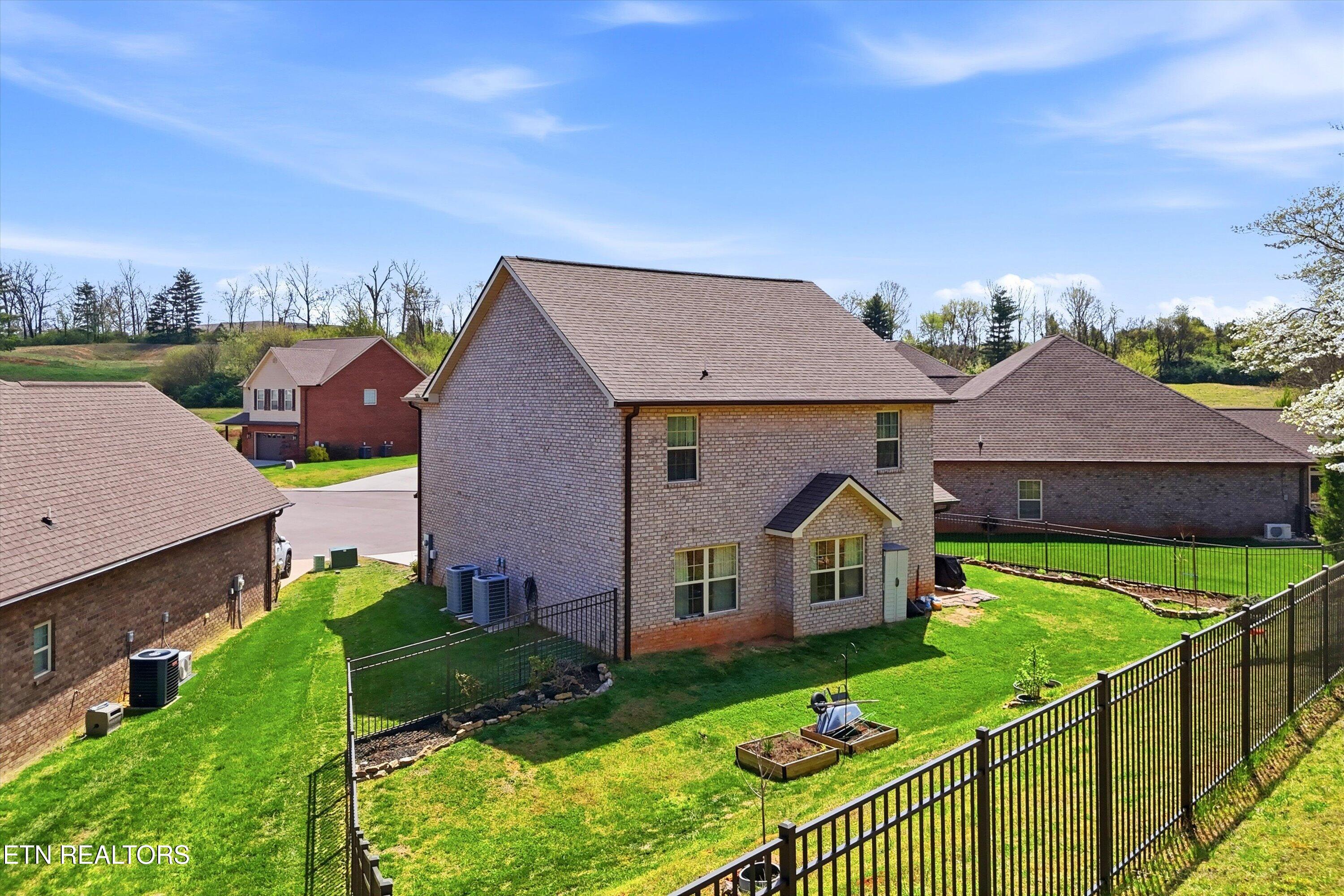 2327 Torrey Pines Drive Maryville TN 37801