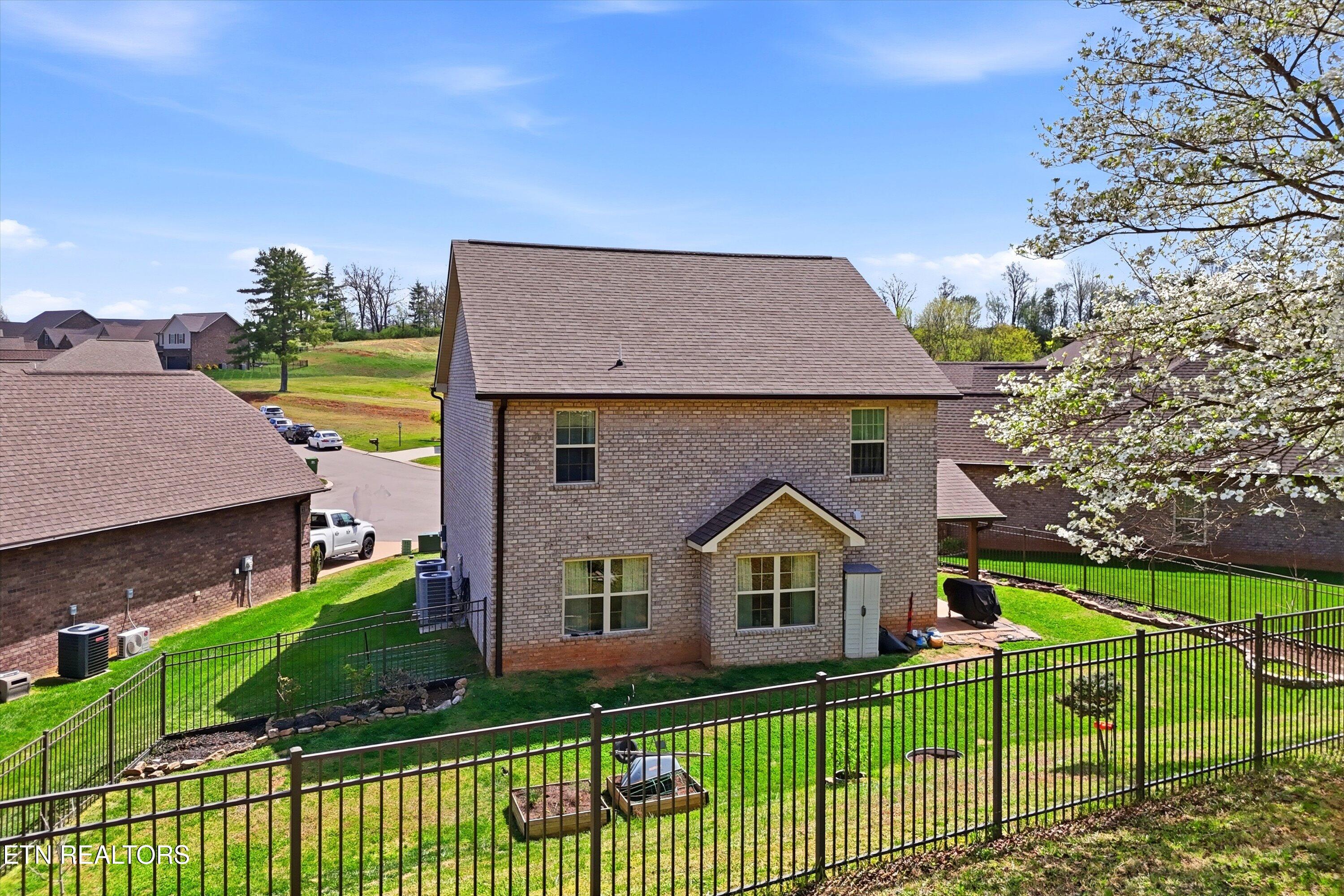 2327 Torrey Pines Drive Maryville TN 37801