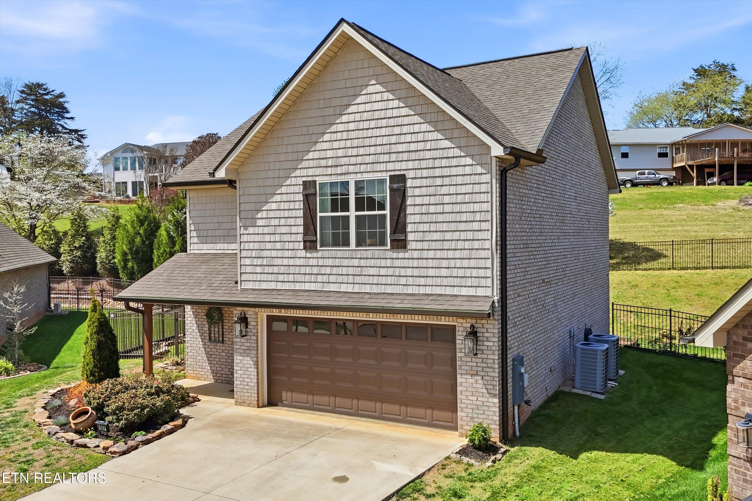 2327 Torrey Pines Drive Maryville TN 37801