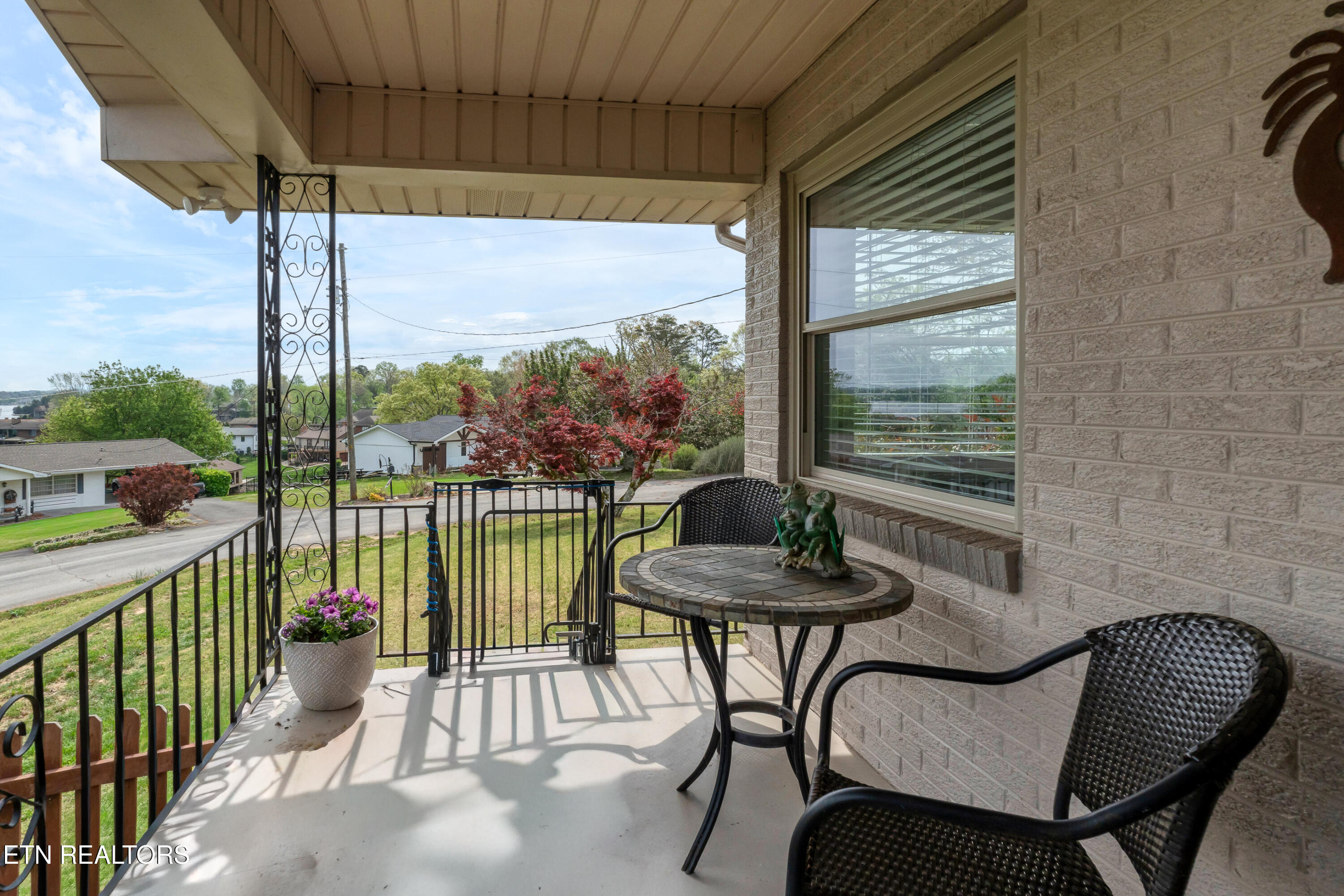 2001 Evergreen Circle Lenoir City TN 37772