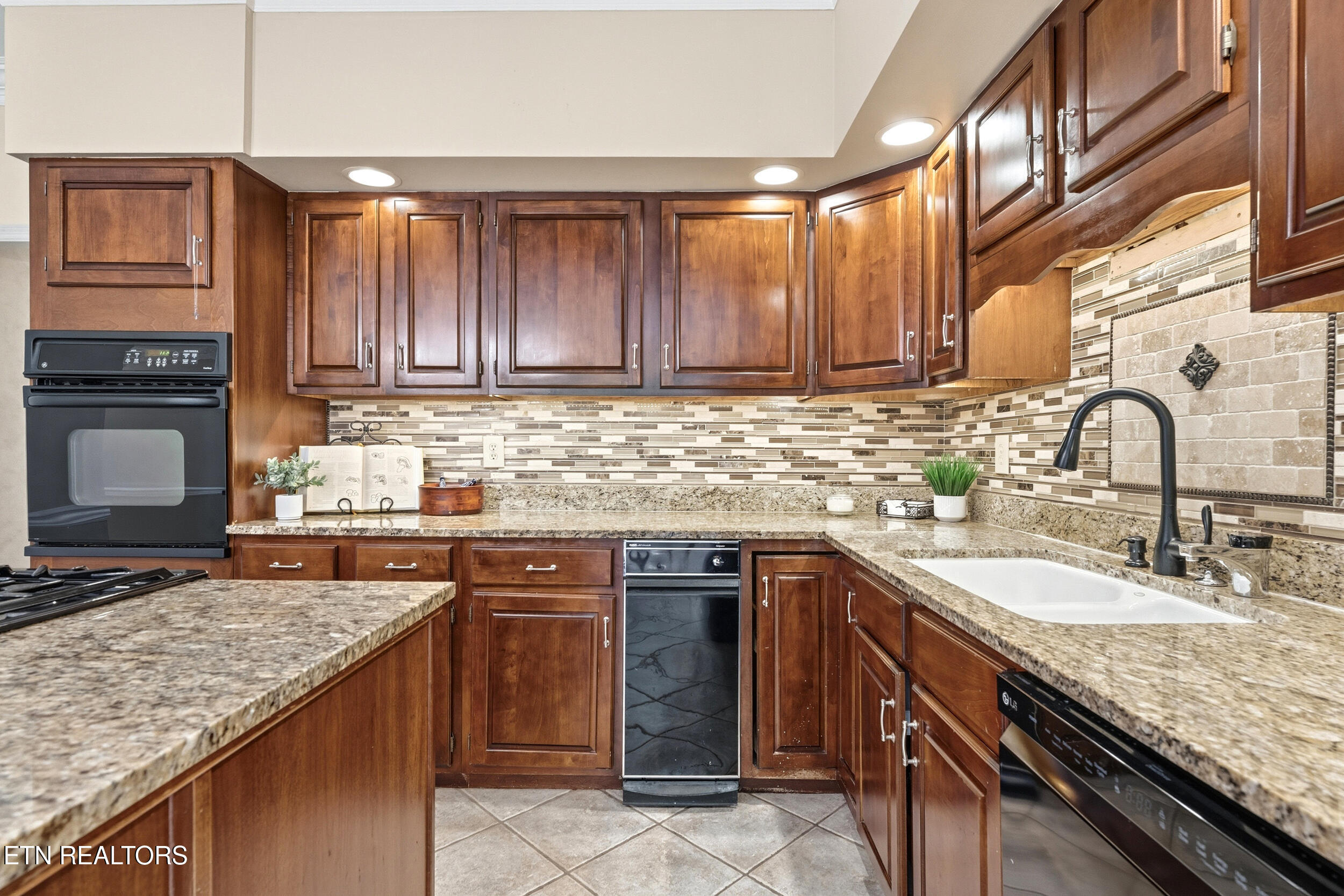 12040 Broadwood Drive Knoxville TN 37934