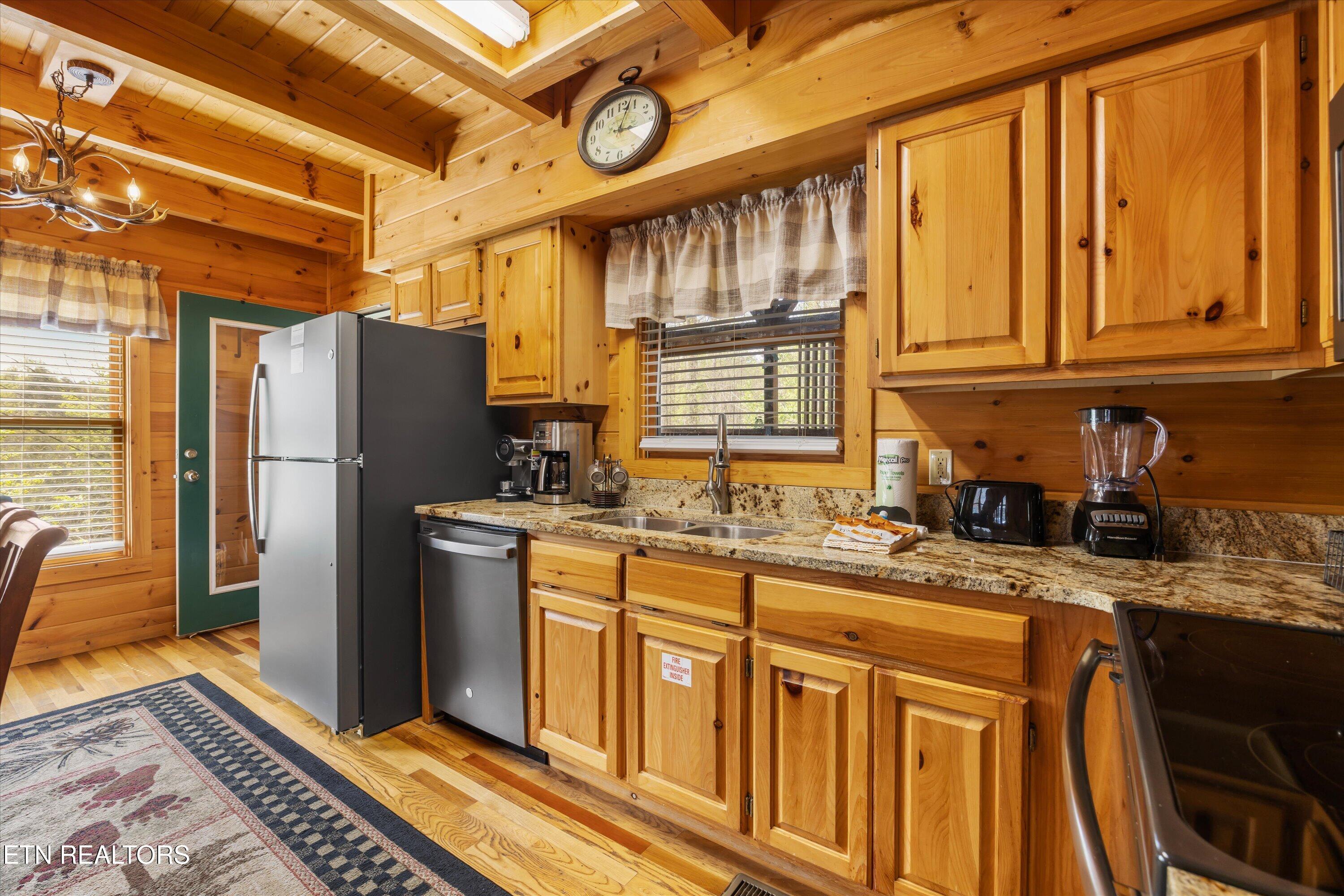 309 Elk Cove Way Gatlinburg TN 37738