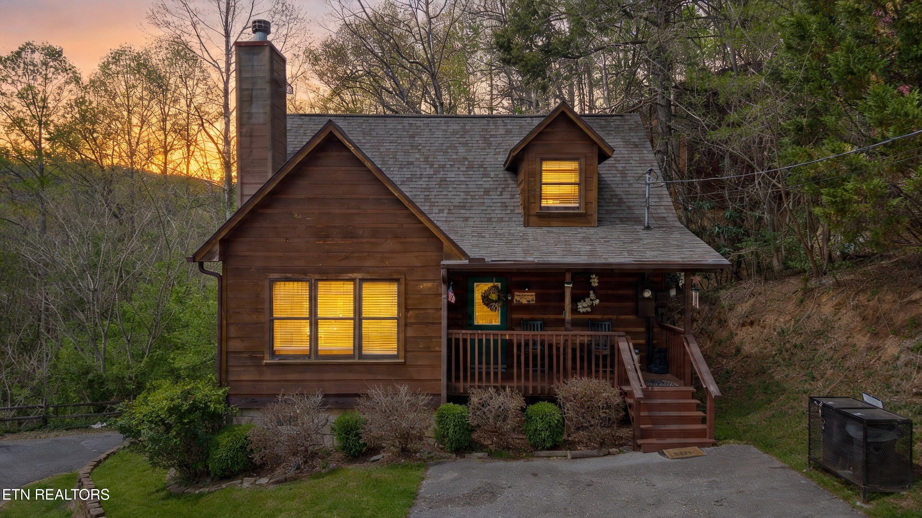 309 Elk Cove Way Gatlinburg TN 37738