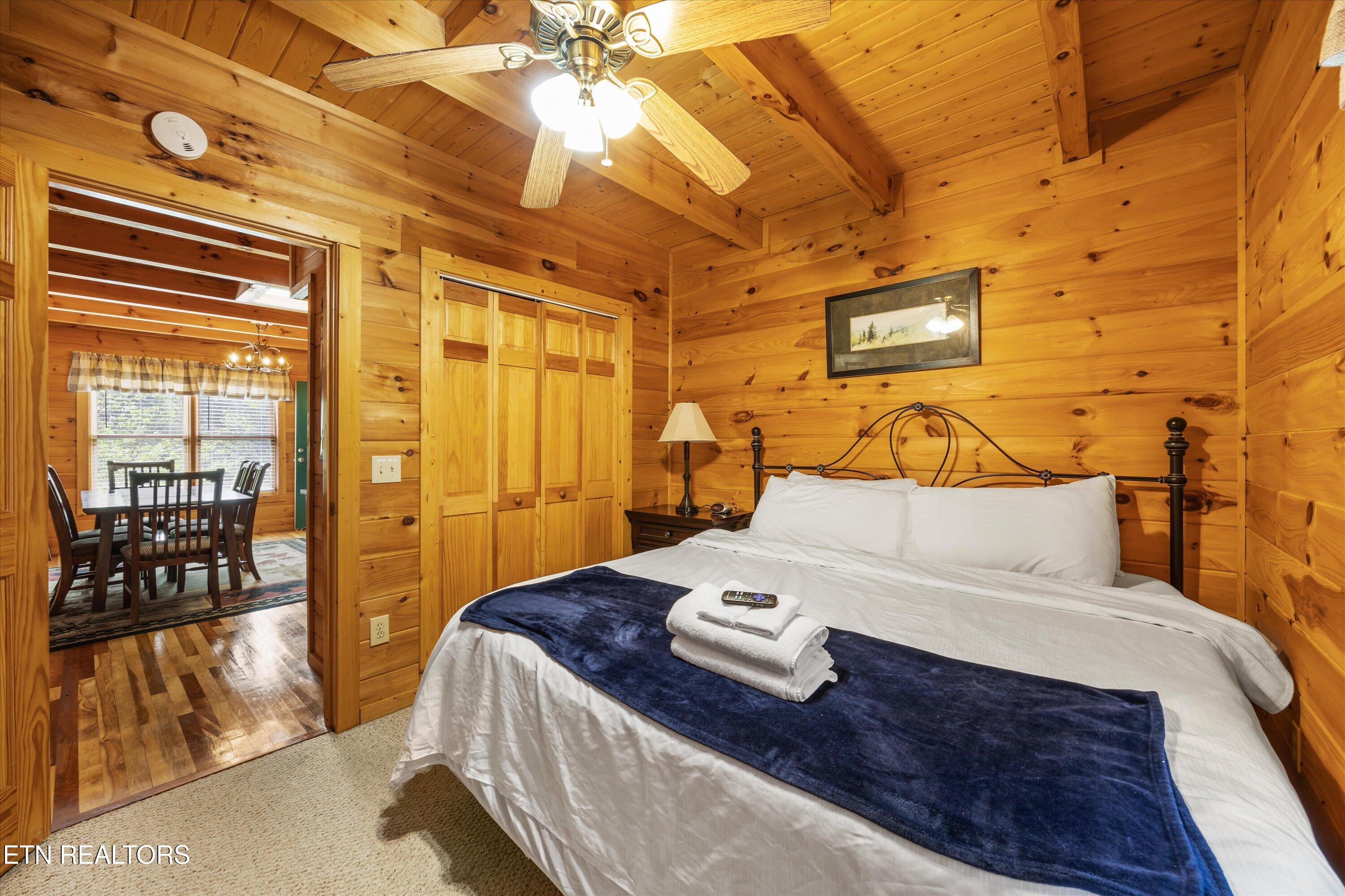 309 Elk Cove Way Gatlinburg TN 37738