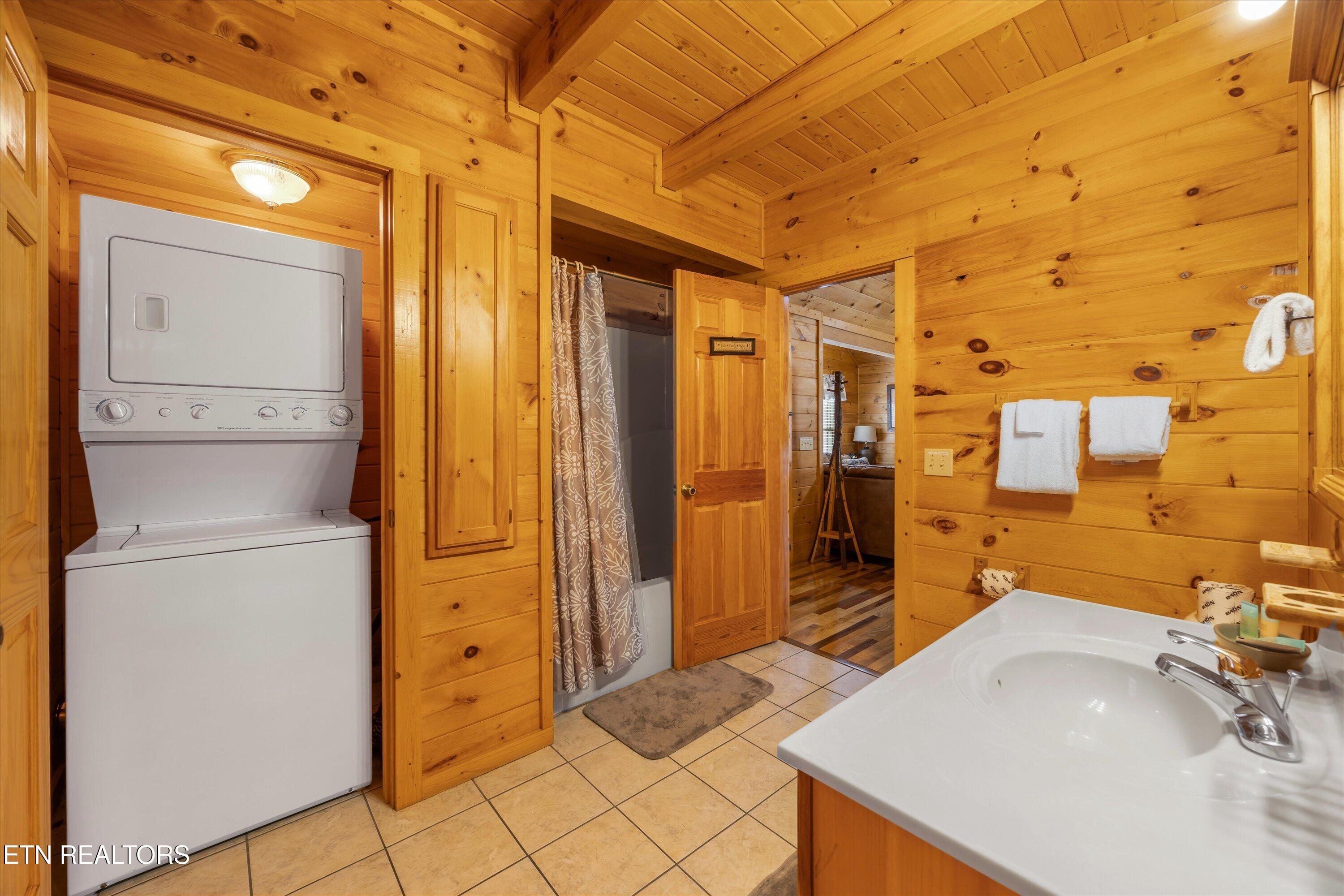 309 Elk Cove Way Gatlinburg TN 37738