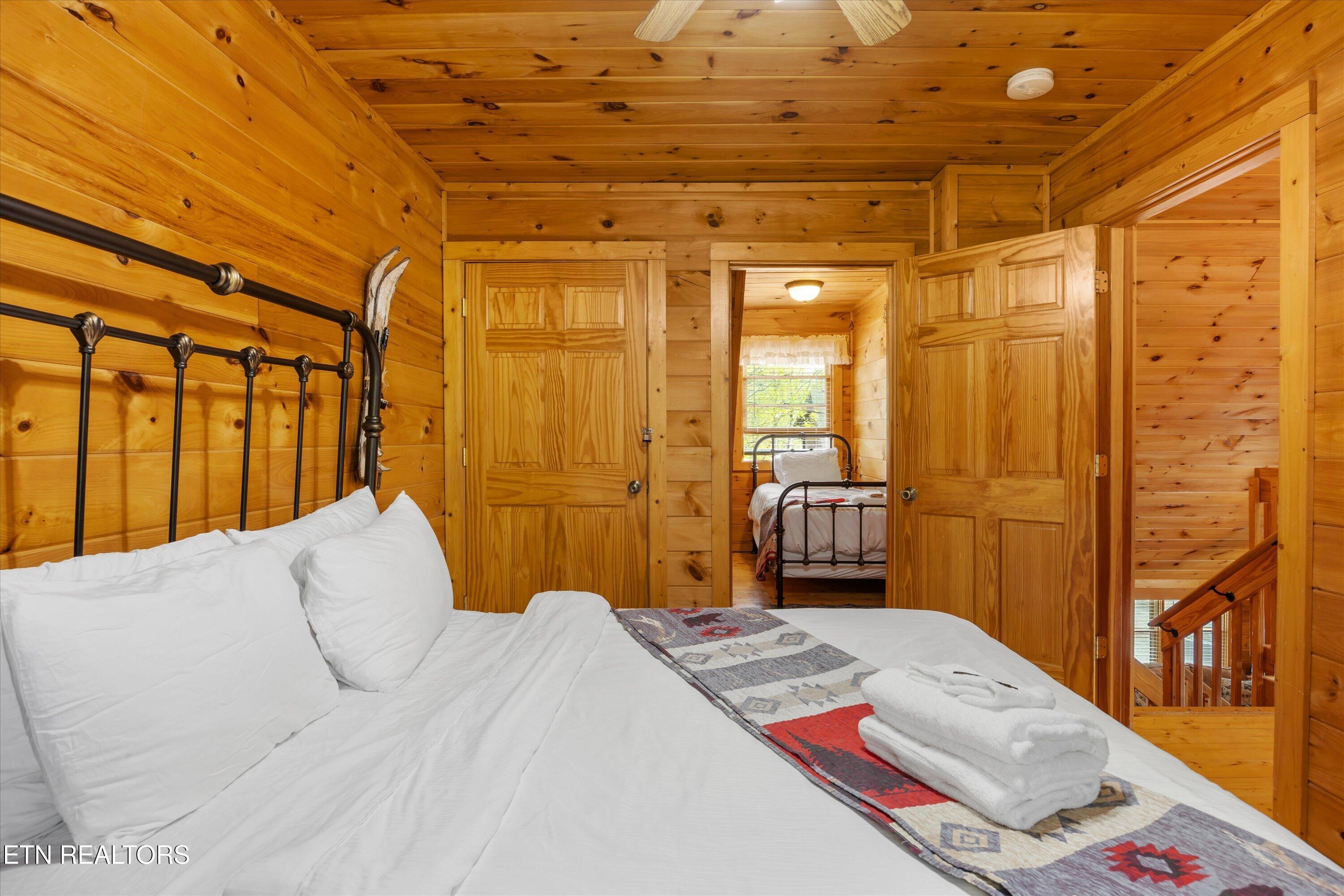 309 Elk Cove Way Gatlinburg TN 37738