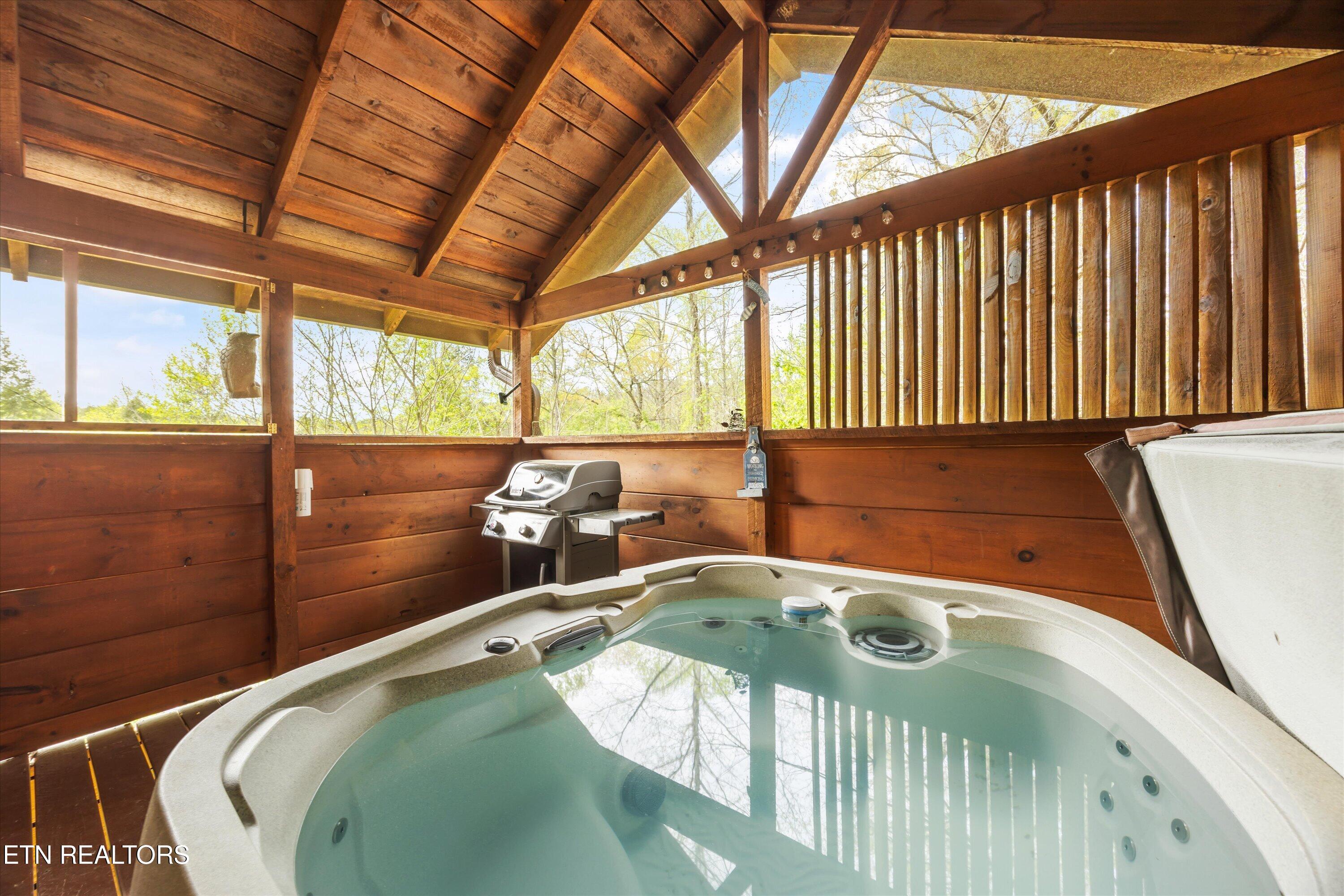 309 Elk Cove Way Gatlinburg TN 37738