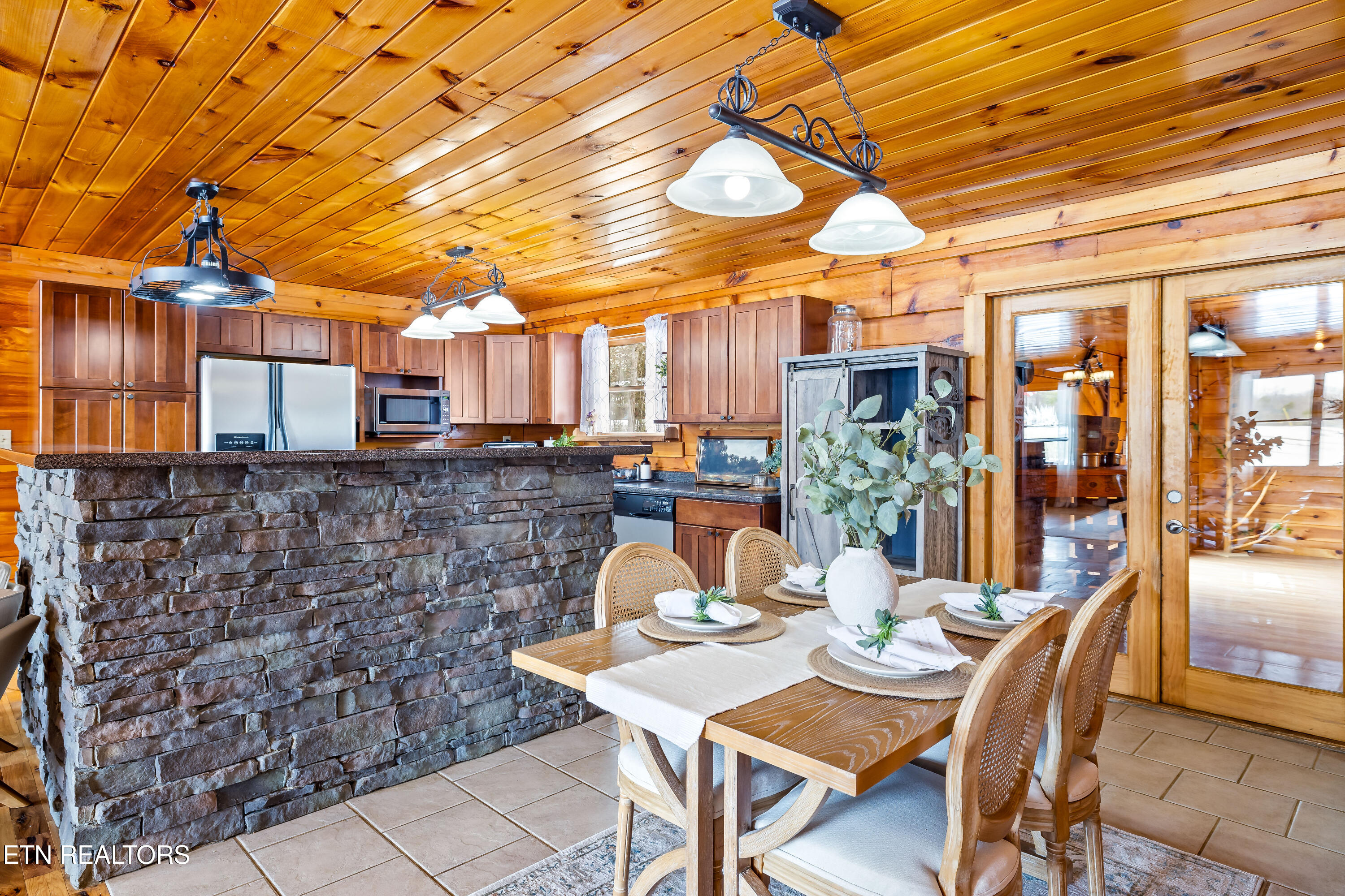 818 Highway 360 Vonore TN 37885