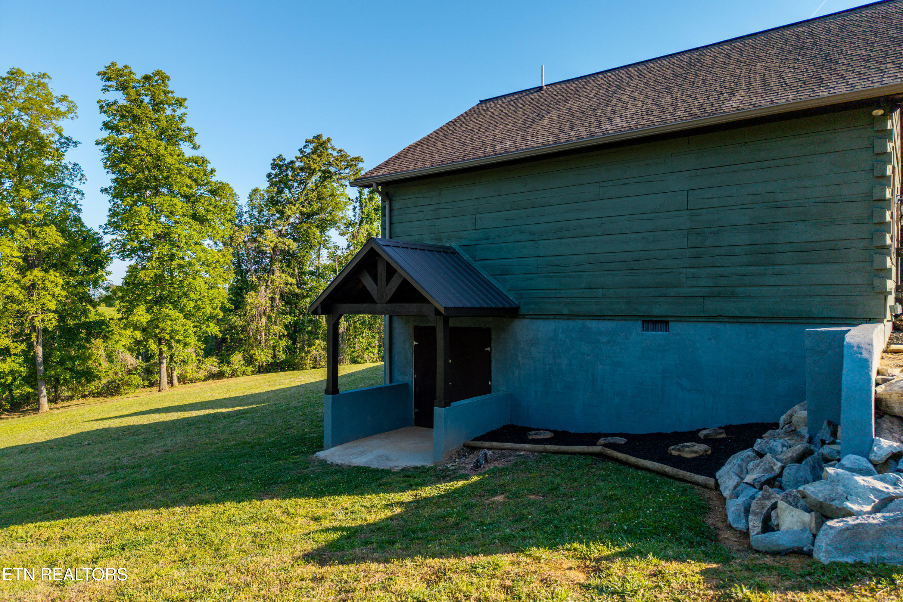 818 Highway 360 Vonore TN 37885