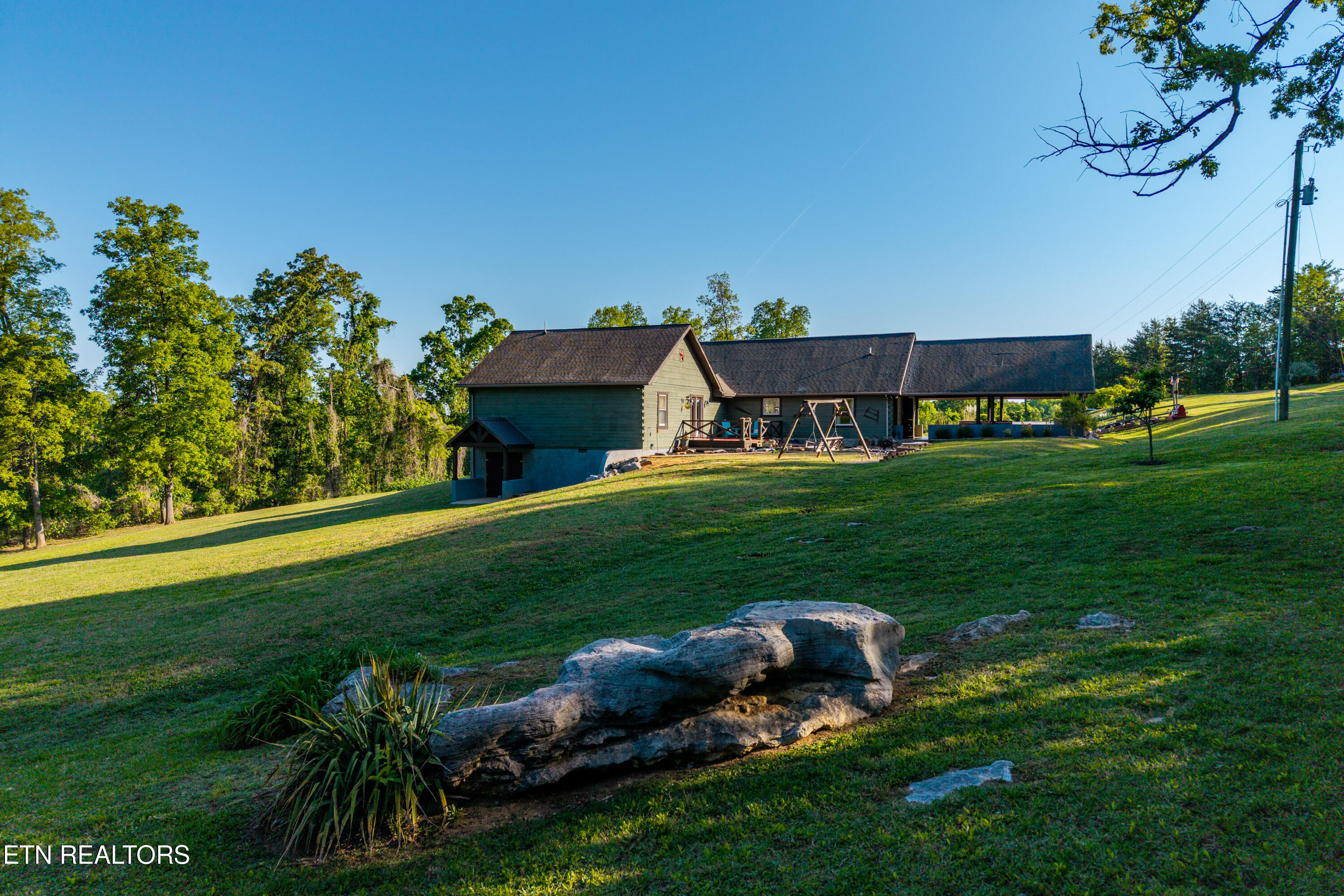 818 Highway 360 Vonore TN 37885