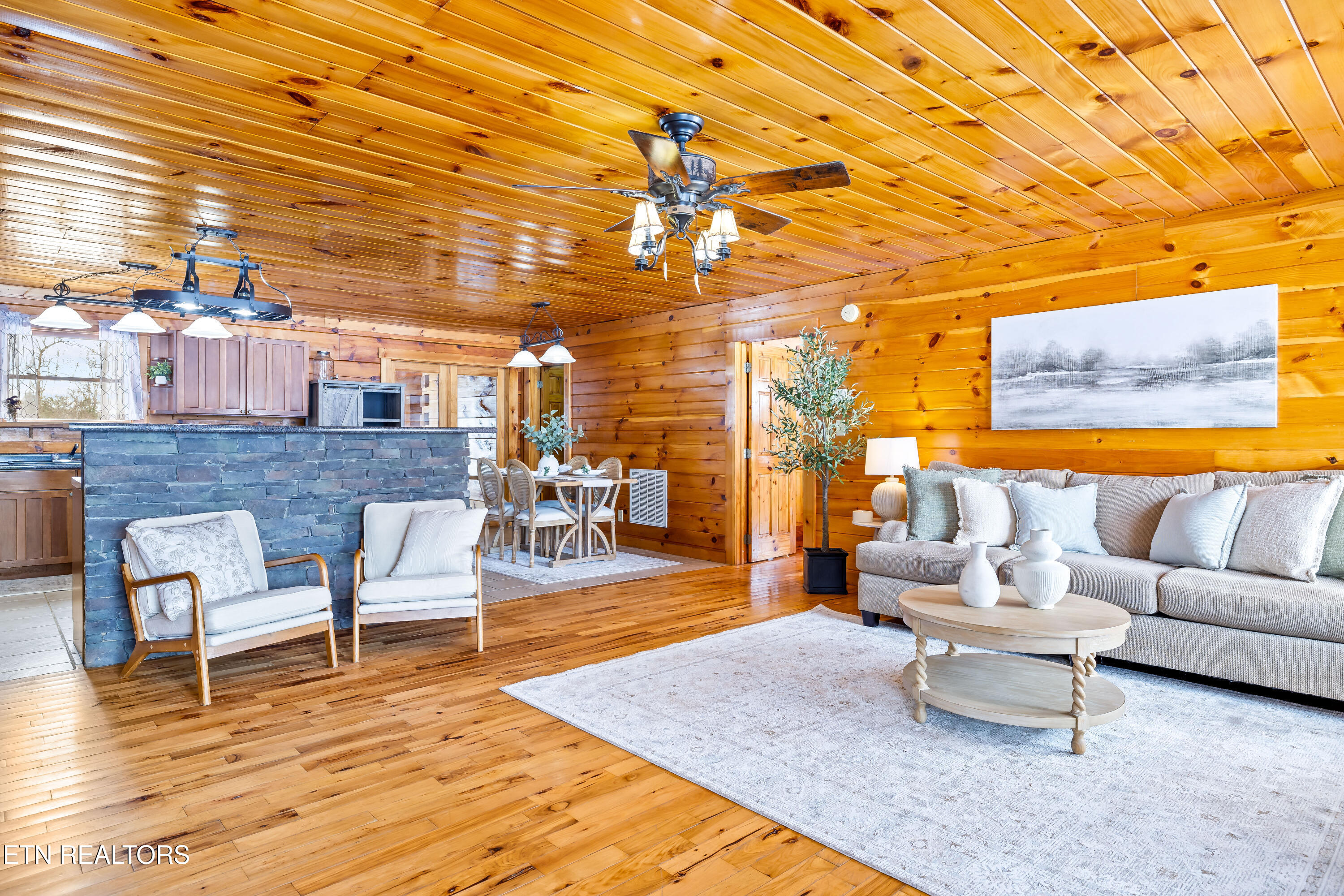 818 Highway 360 Vonore TN 37885