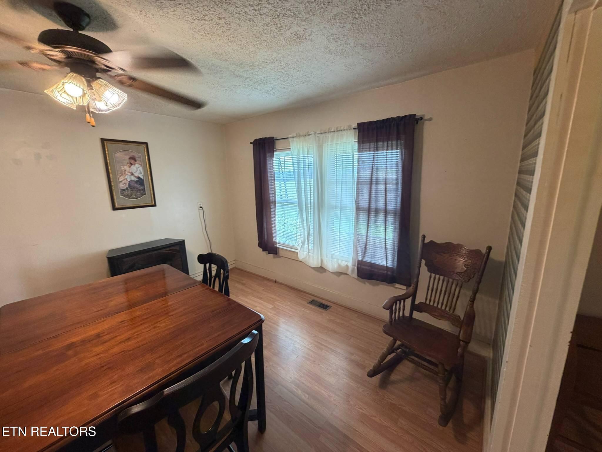 623 Mcvey Road Tazewell TN 37879