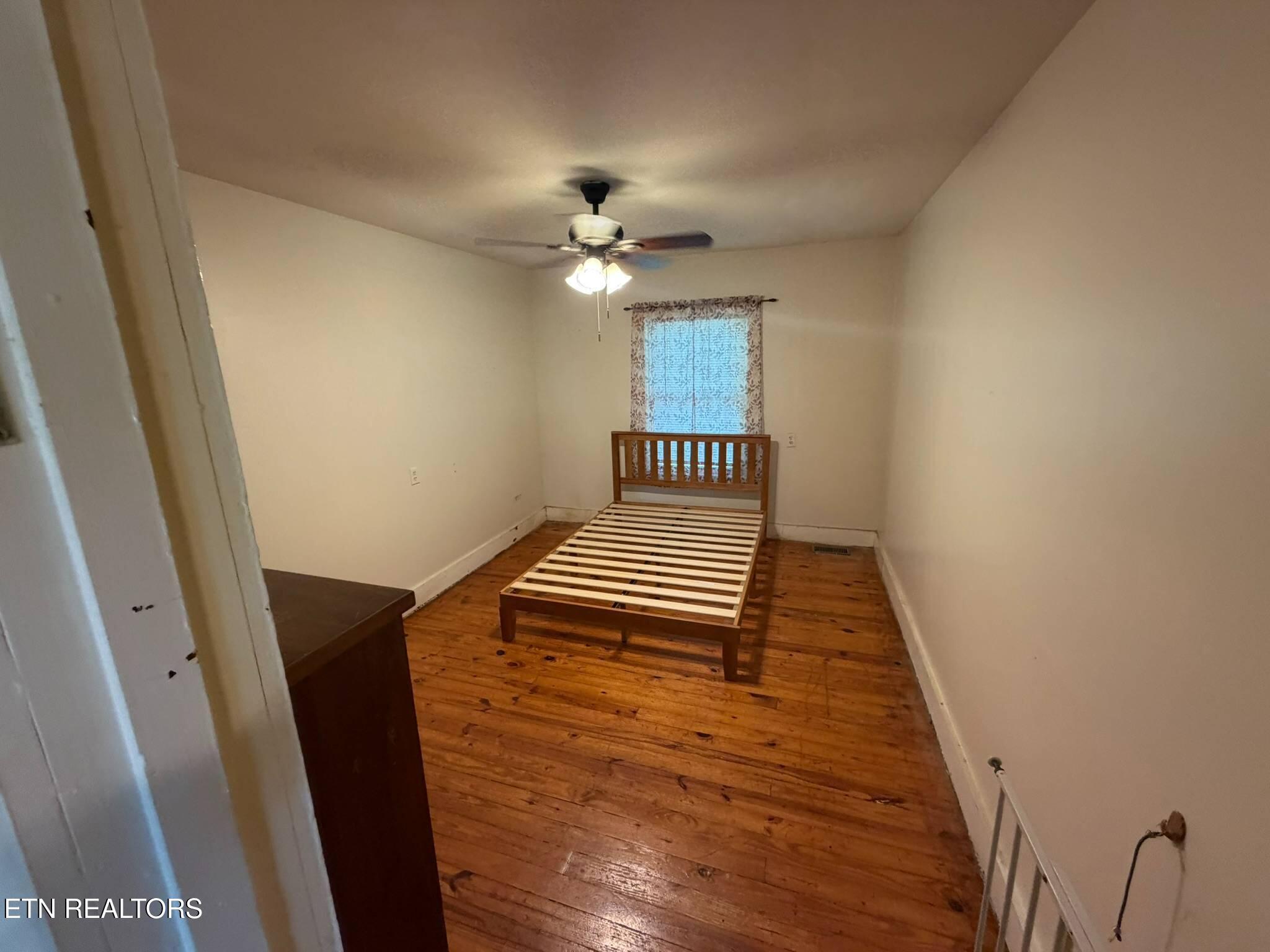 623 Mcvey Road Tazewell TN 37879