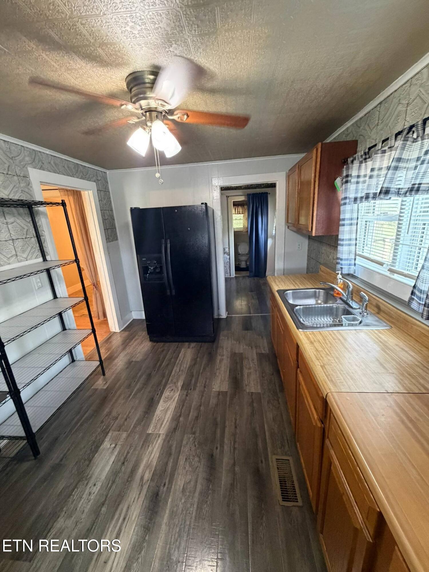 623 Mcvey Road Tazewell TN 37879