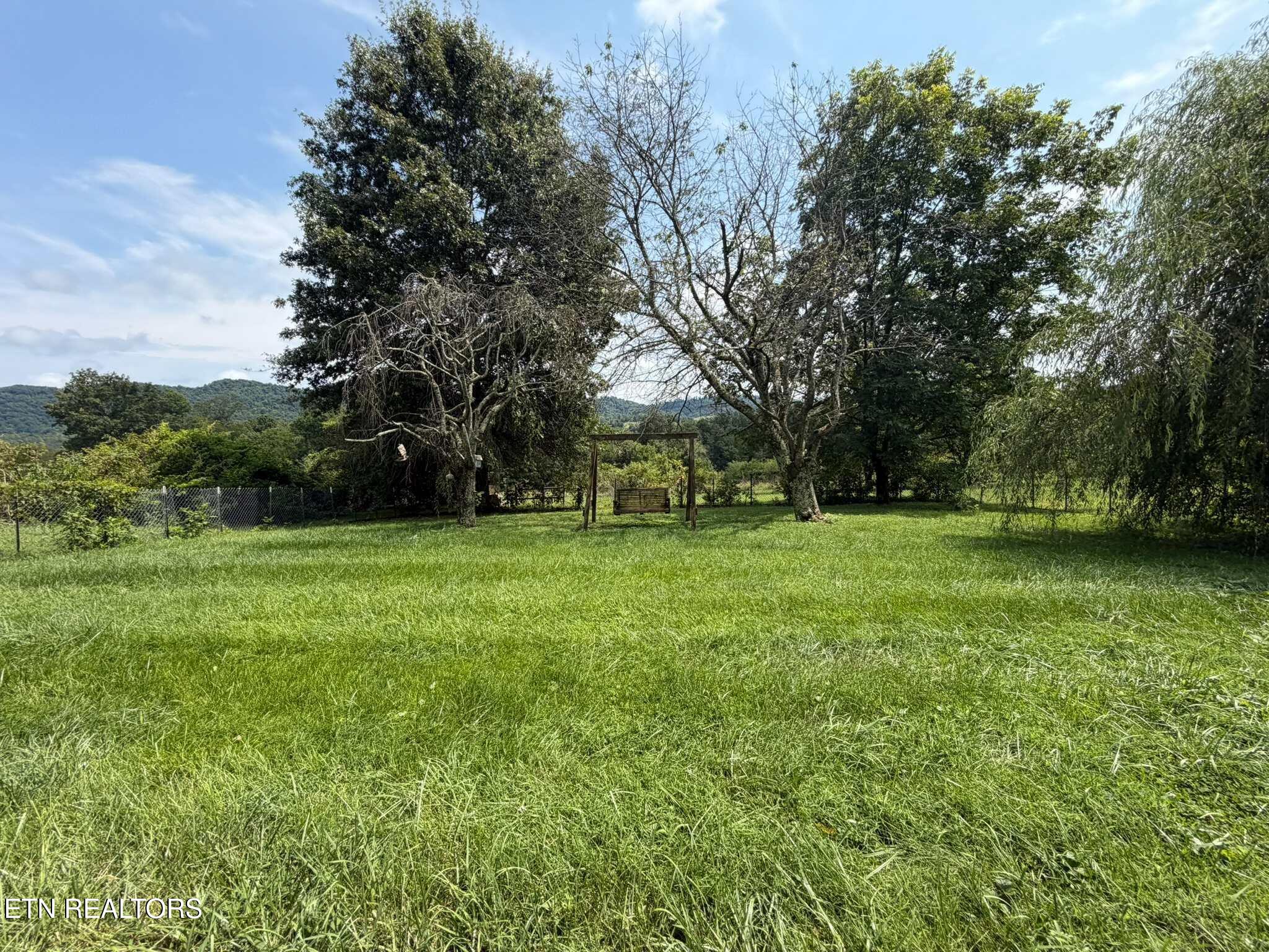 623 Mcvey Road Tazewell TN 37879
