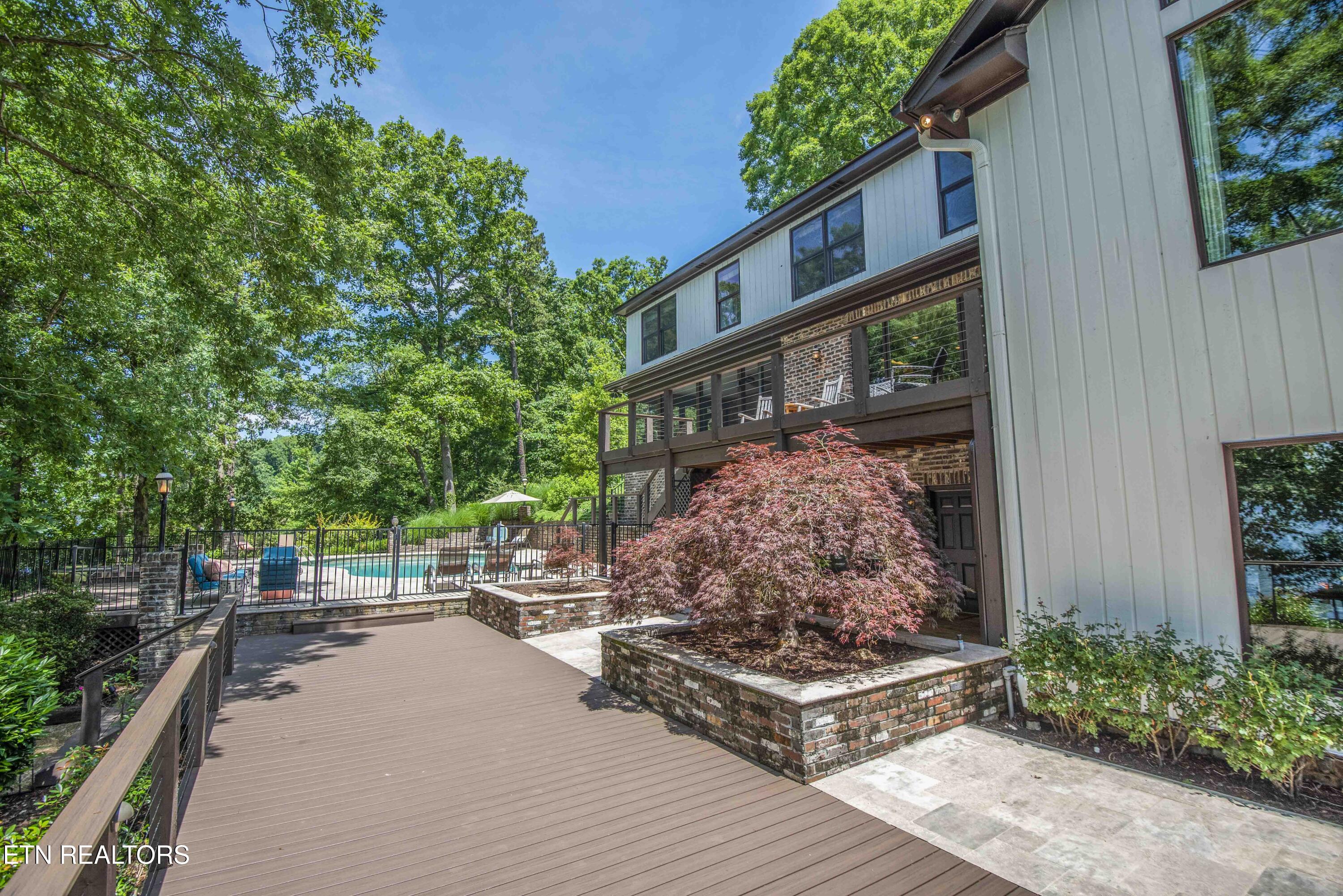 902 Twin Coves Circle Lenoir City TN 37772