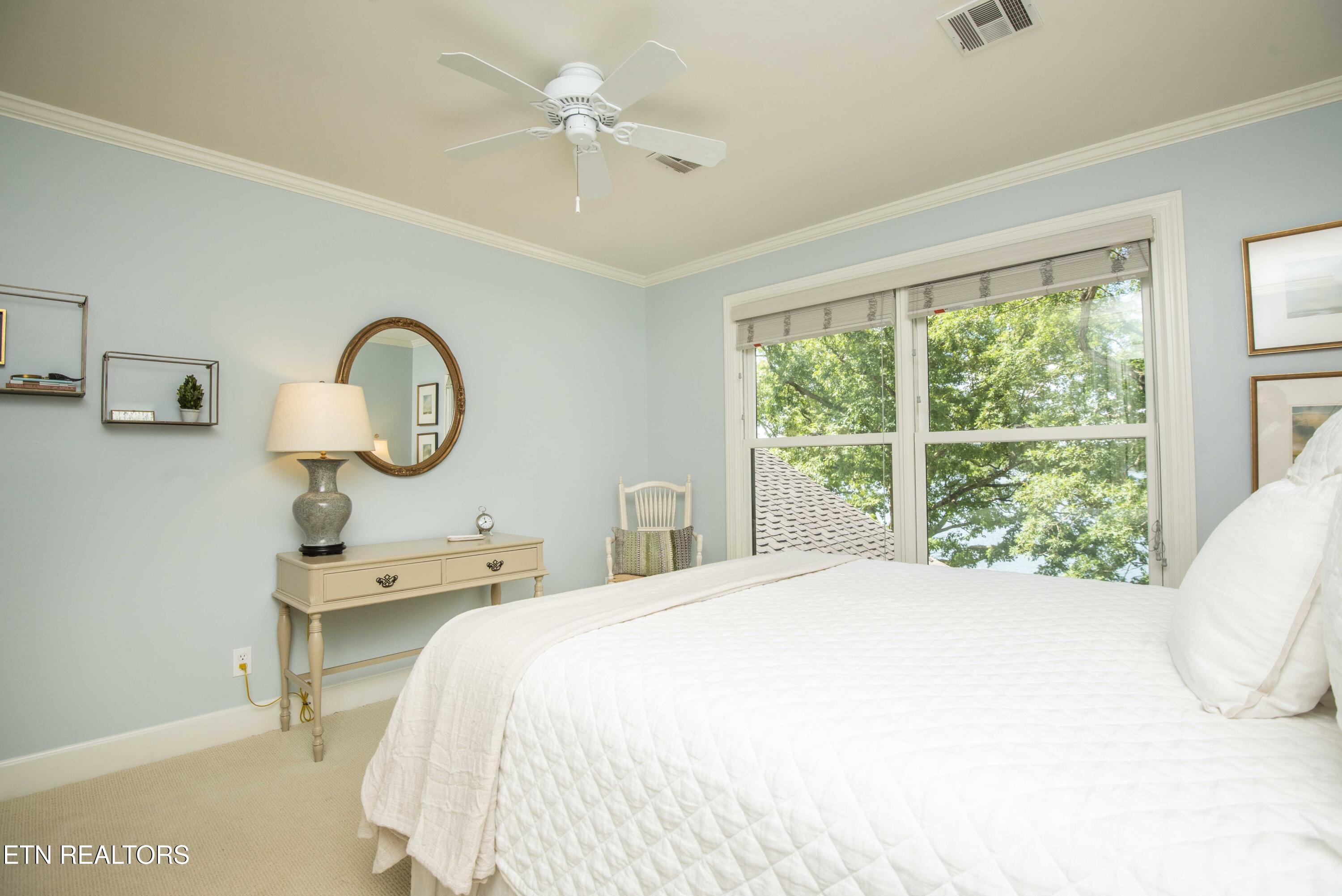 902 Twin Coves Circle Lenoir City TN 37772