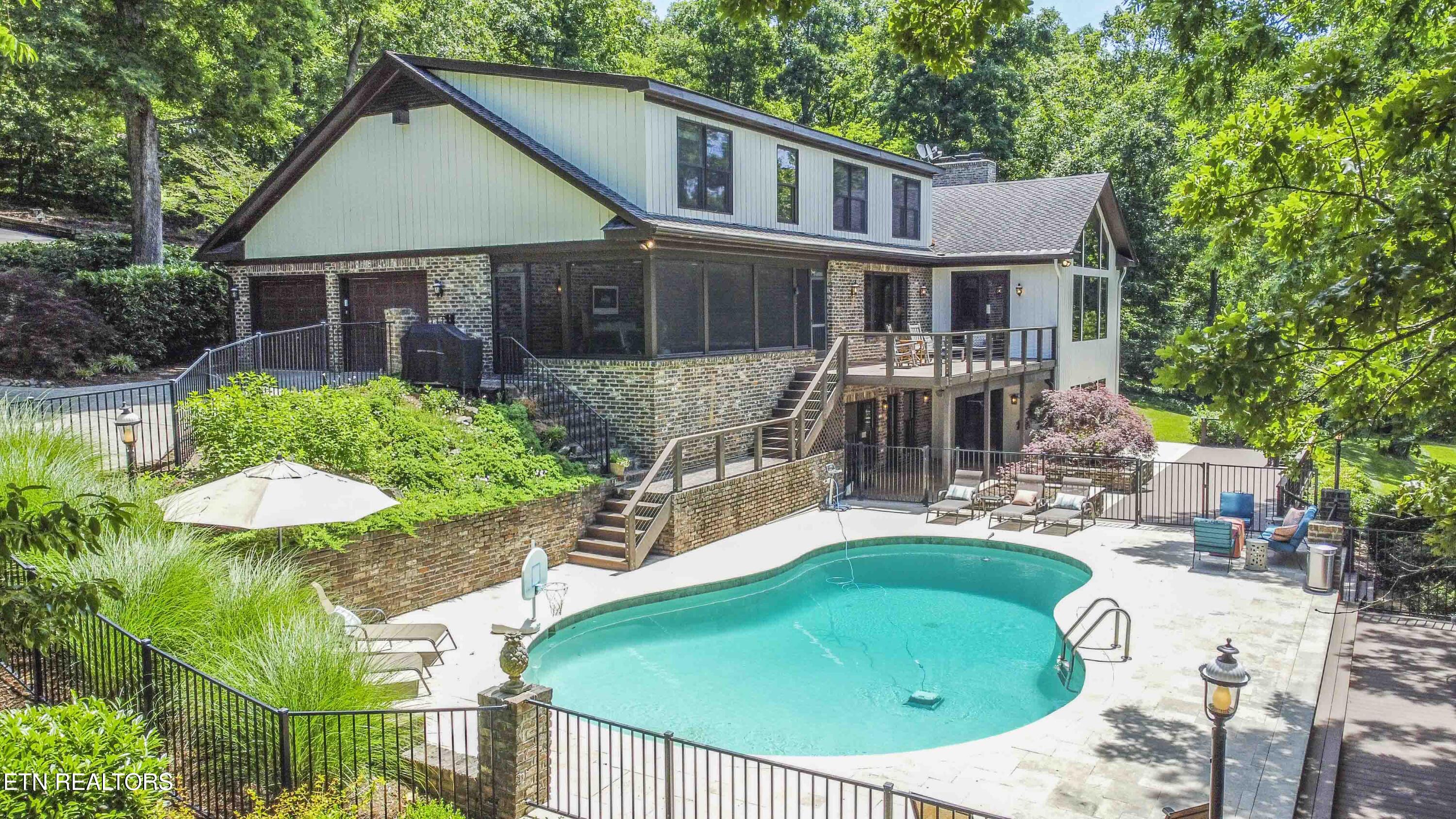 902 Twin Coves Circle Lenoir City TN 37772