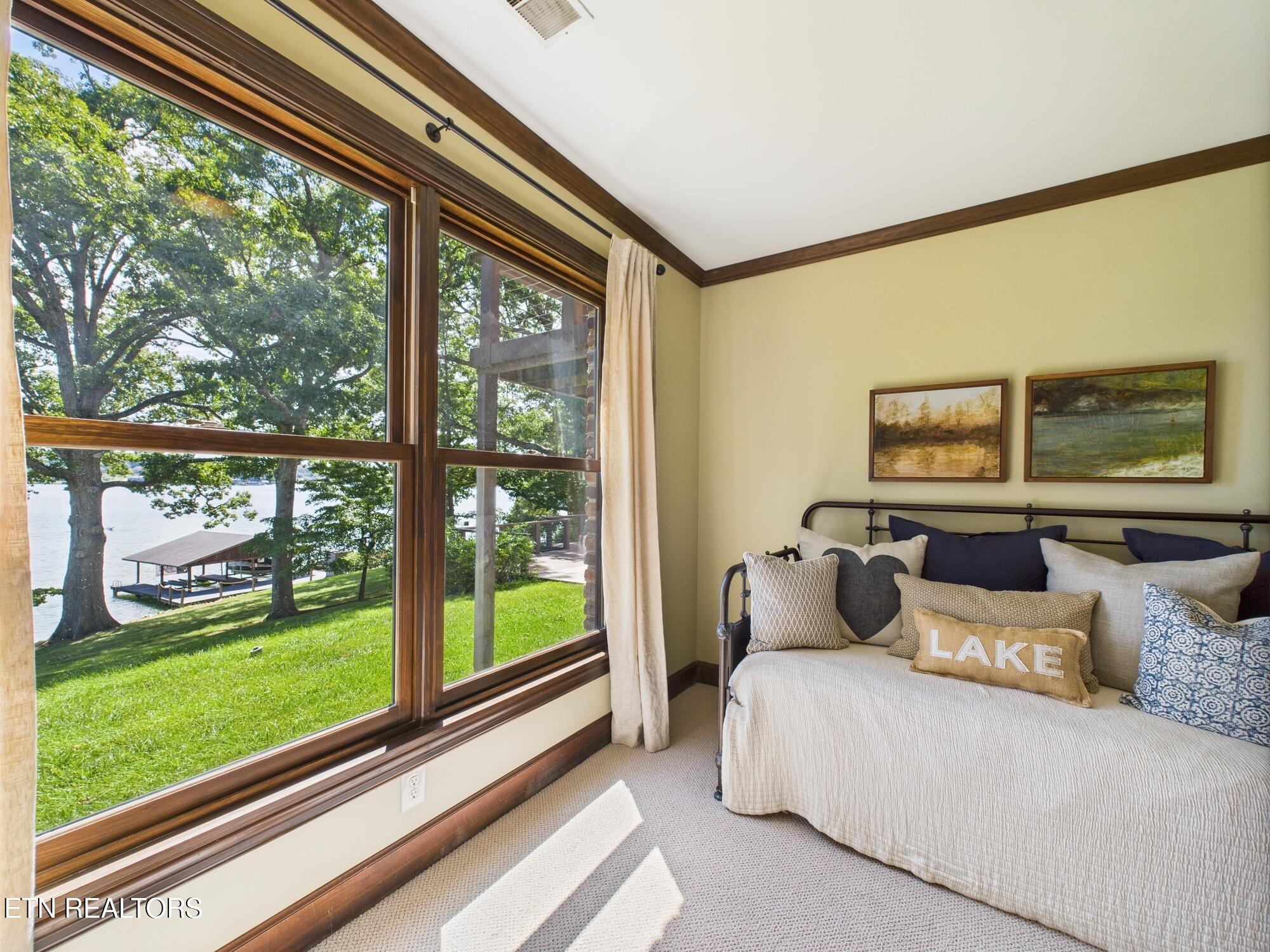 902 Twin Coves Circle Lenoir City TN 37772