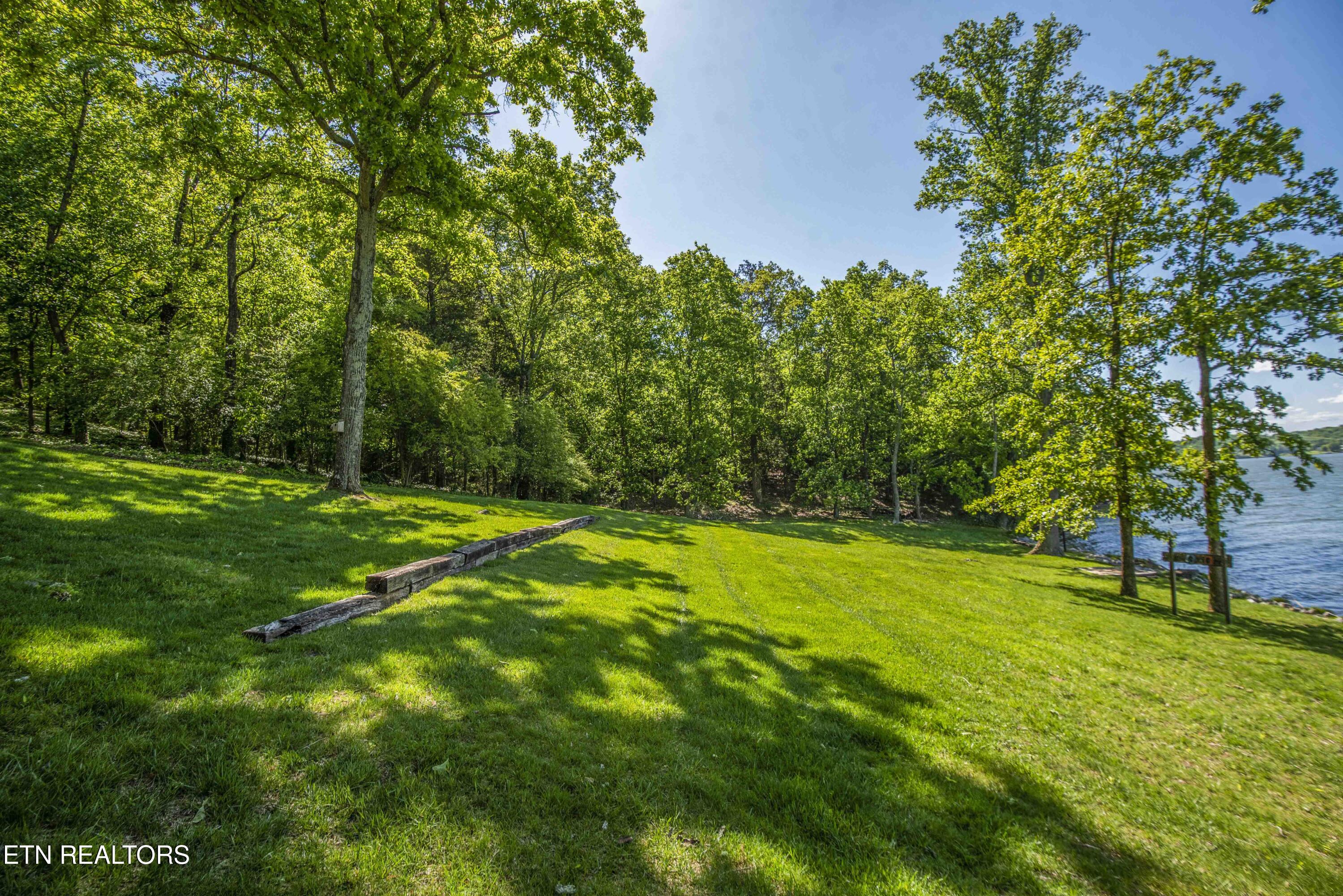 902 Twin Coves Circle Lenoir City TN 37772