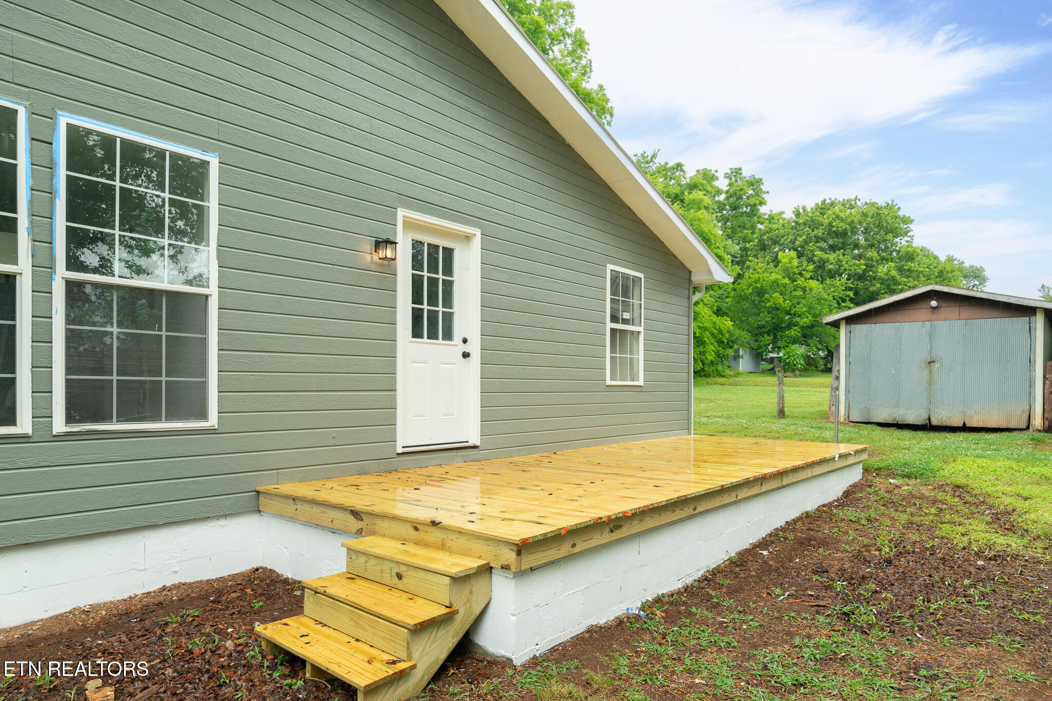 1120 Cannon Avenue Sweetwater TN 37874