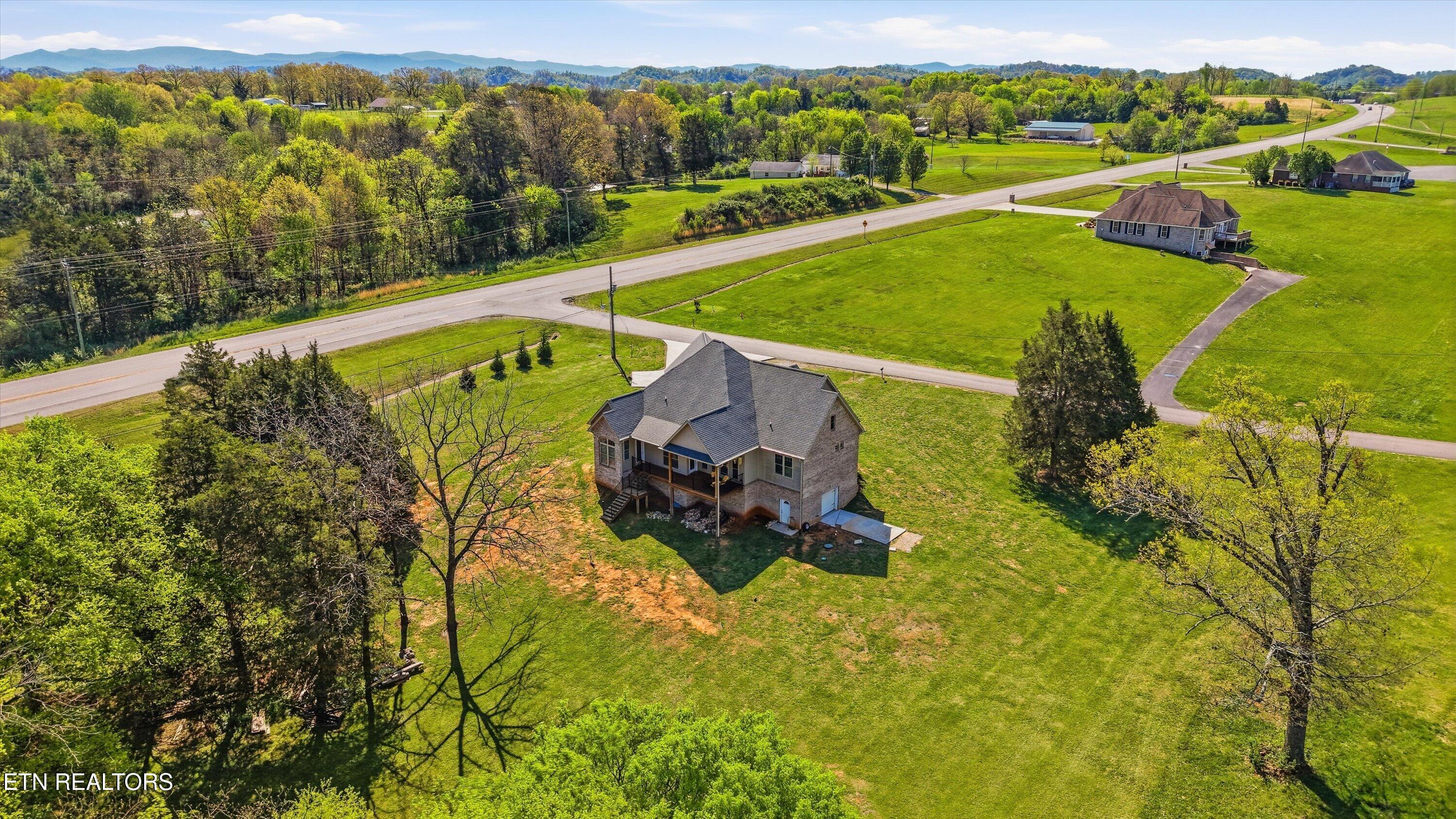 114 Michael Lane Madisonville TN 37354