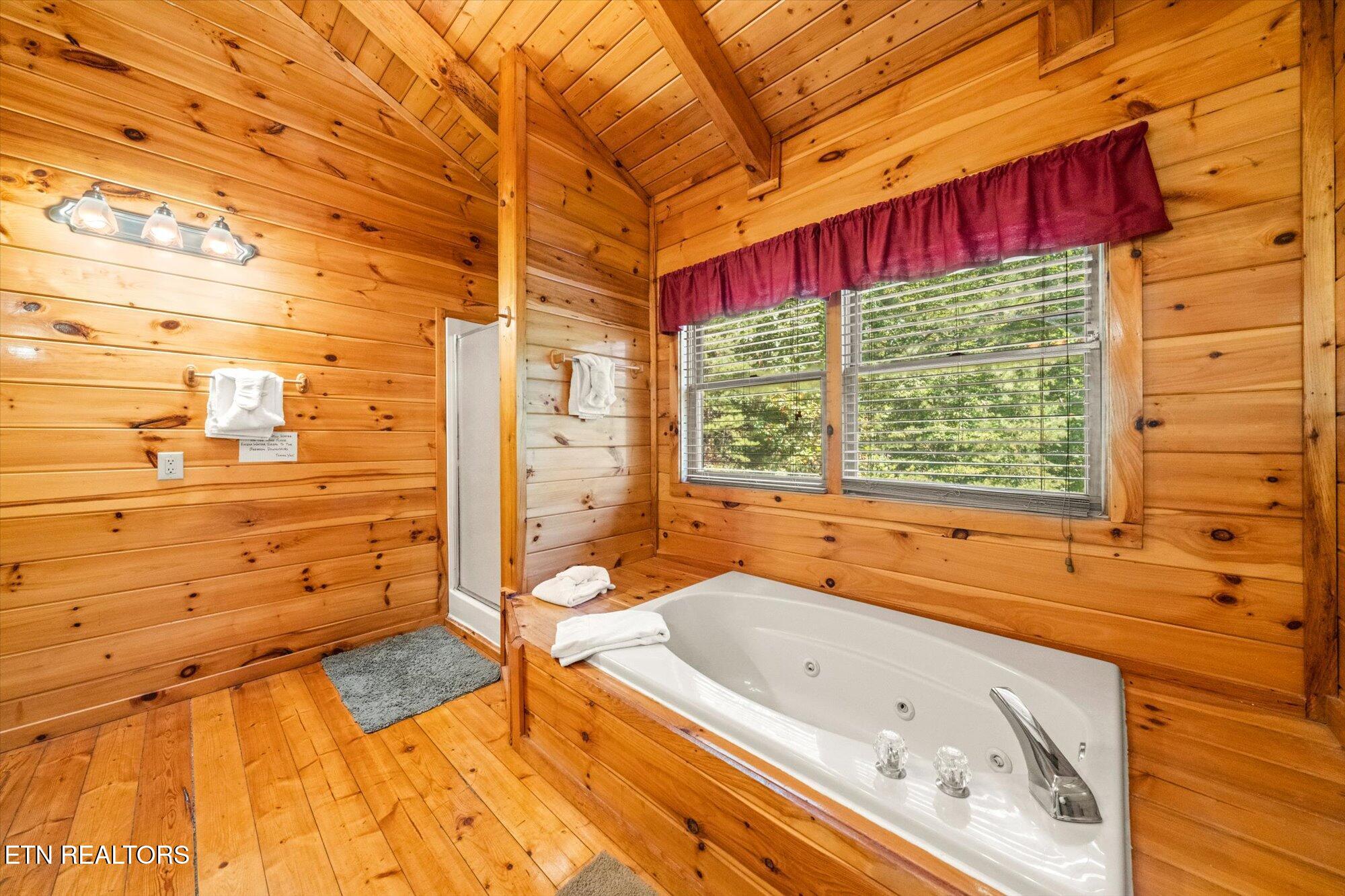 817 Boone Acres Lane Pigeon Forge TN 37863