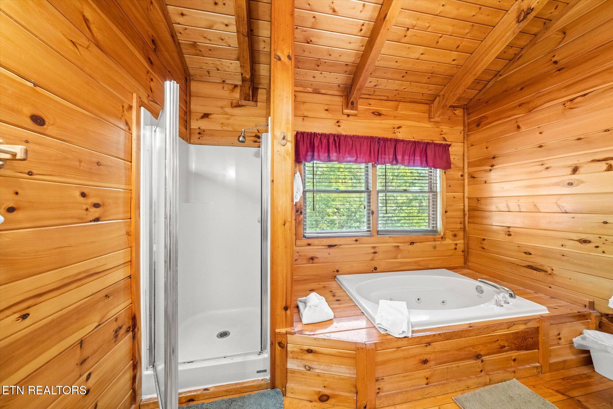 817 Boone Acres Lane Pigeon Forge TN 37863