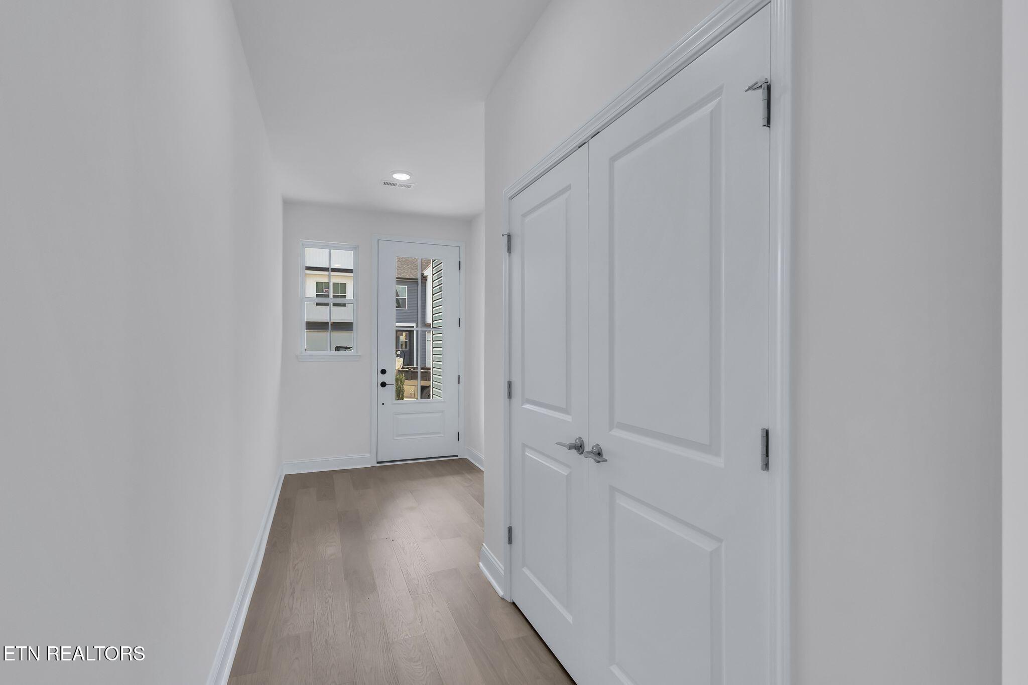 1728 Lateglow Way Knoxville TN 37931